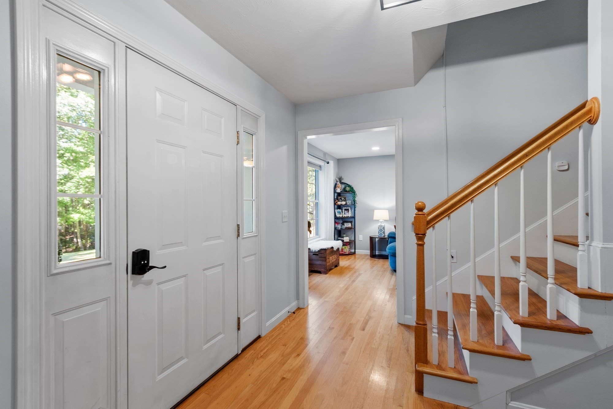 Single Family Residence at 24 Wilson Rd, Londonderry NH 03053, photo 5 of 40