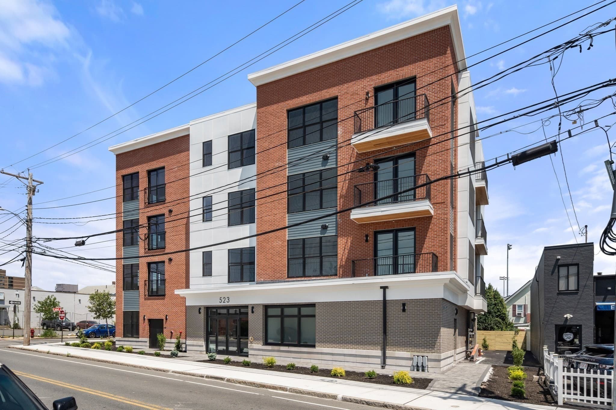 Condominium at 523 Second St # 202, Everett MA 02149, photo 6 of 17