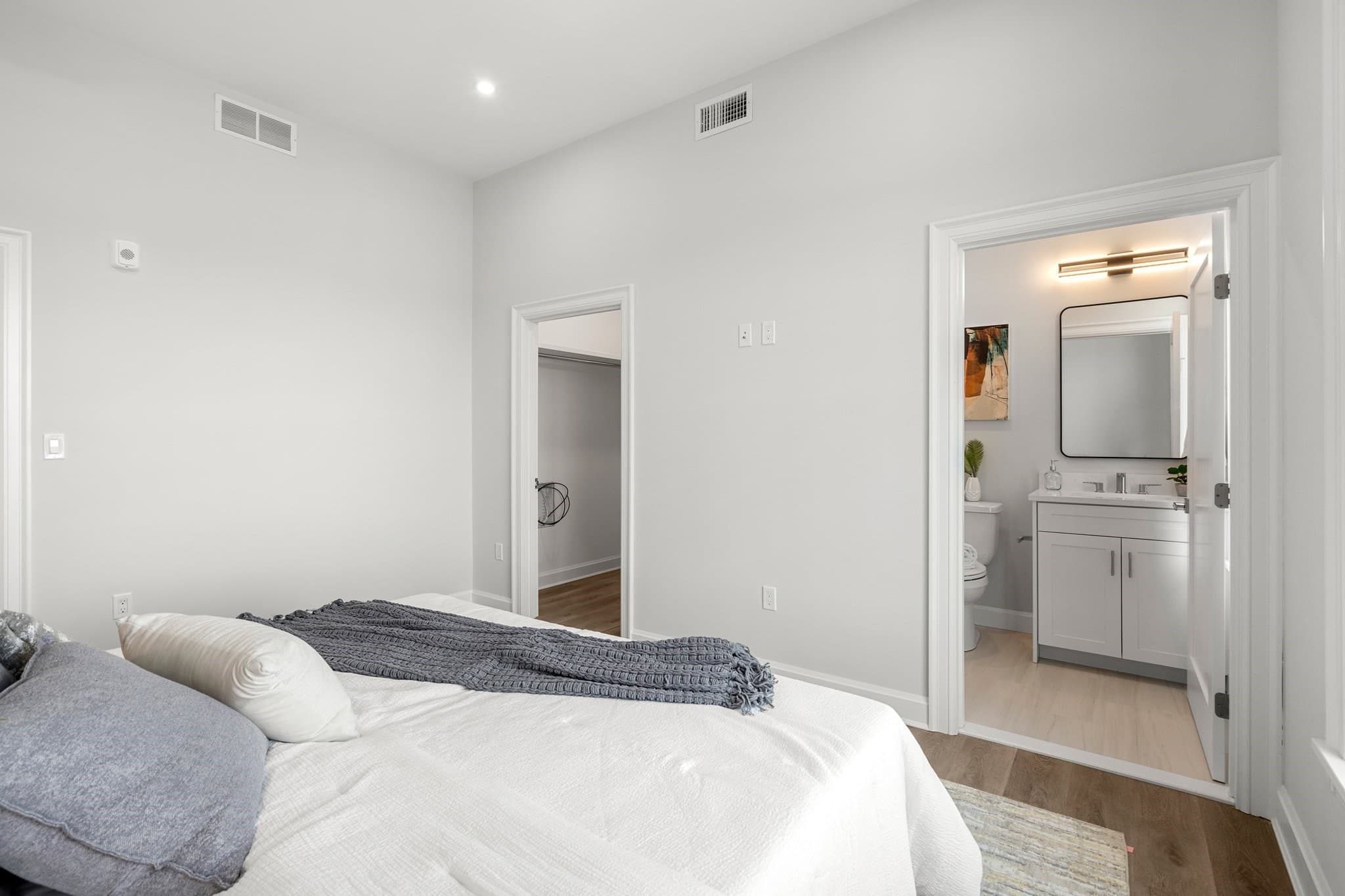 Condominium at 523 Second St # 202, Everett MA 02149, photo 11 of 17