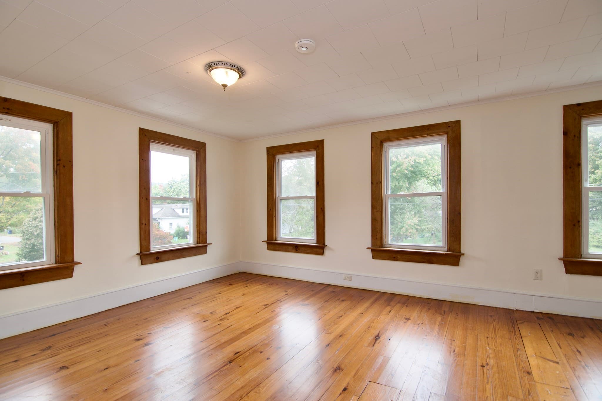 Single Family Residence at 1016 Chestnut St., Palmer MA 01069, photo 16 of 42