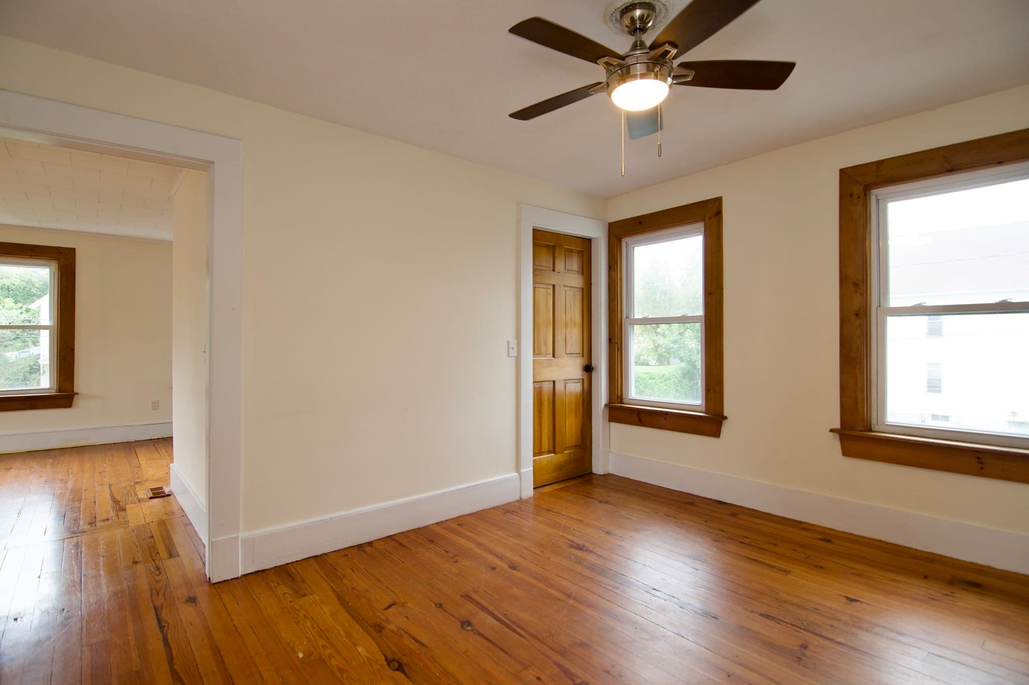 Single Family Residence at 1016 Chestnut St., Palmer MA 01069, photo 3 of 42