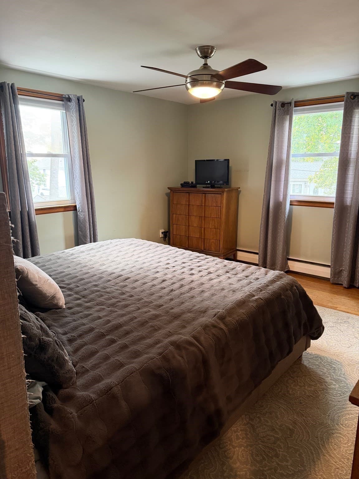 Single Family Residence at 10 Autumn St, Braintree MA 02184, photo 23 of 34