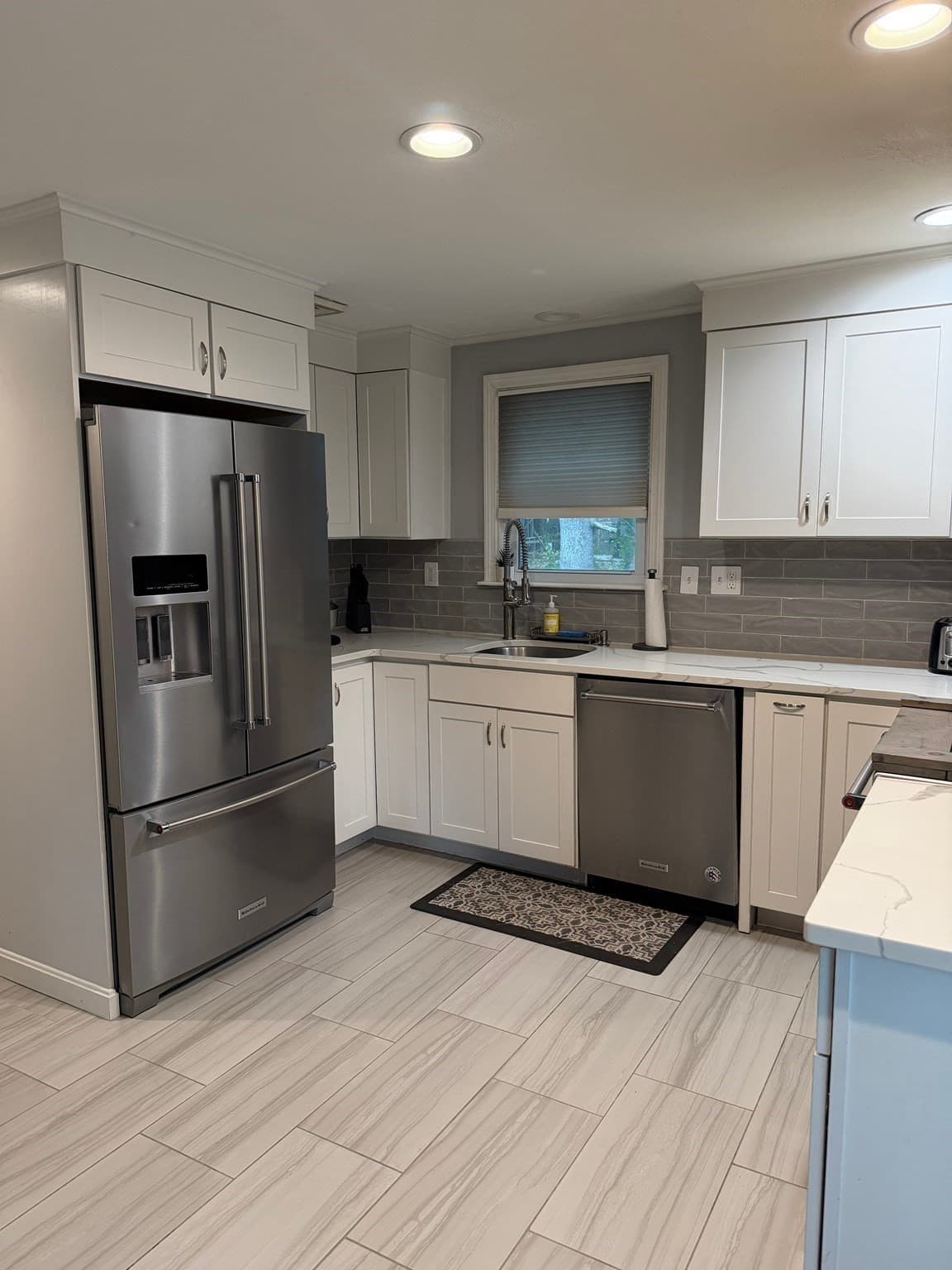 Single Family Residence at 10 Autumn St, Braintree MA 02184, photo 14 of 34