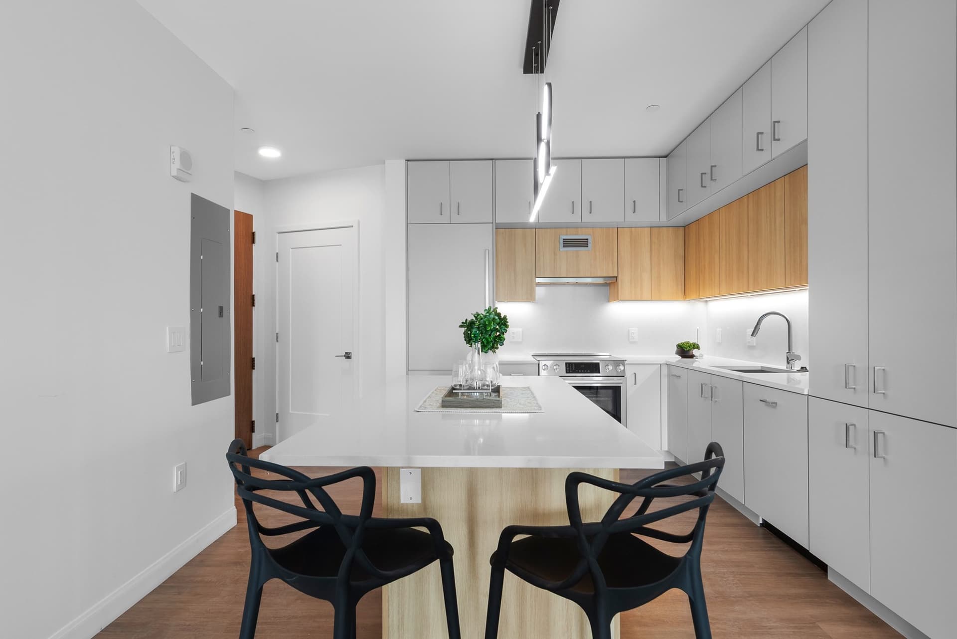 Apartment at 610 Hammond St # 306, Brookline MA 02467, photo 33 of 35