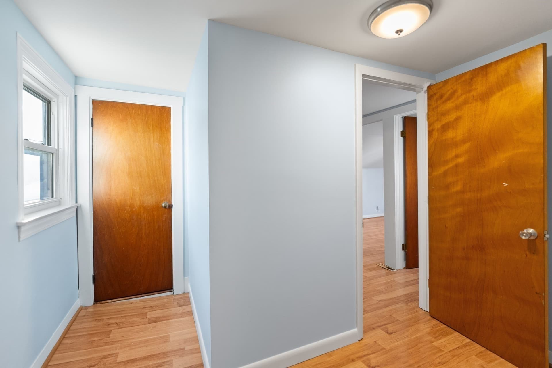 Single Family Residence at 260 Phillips Ave, New Bedford MA 02746, photo 17 of 34