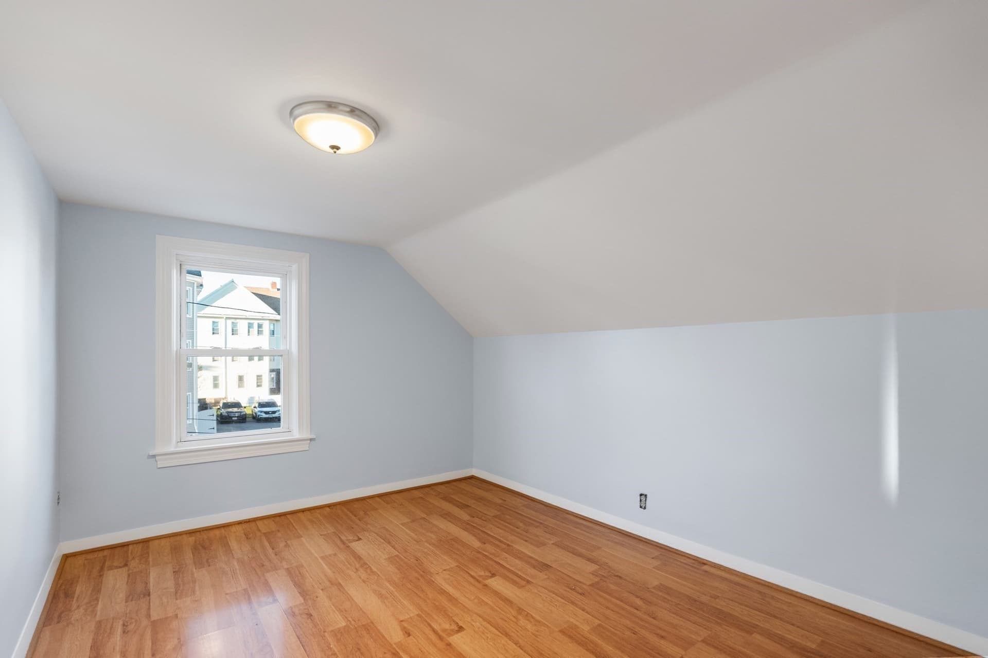 Single Family Residence at 260 Phillips Ave, New Bedford MA 02746, photo 20 of 34