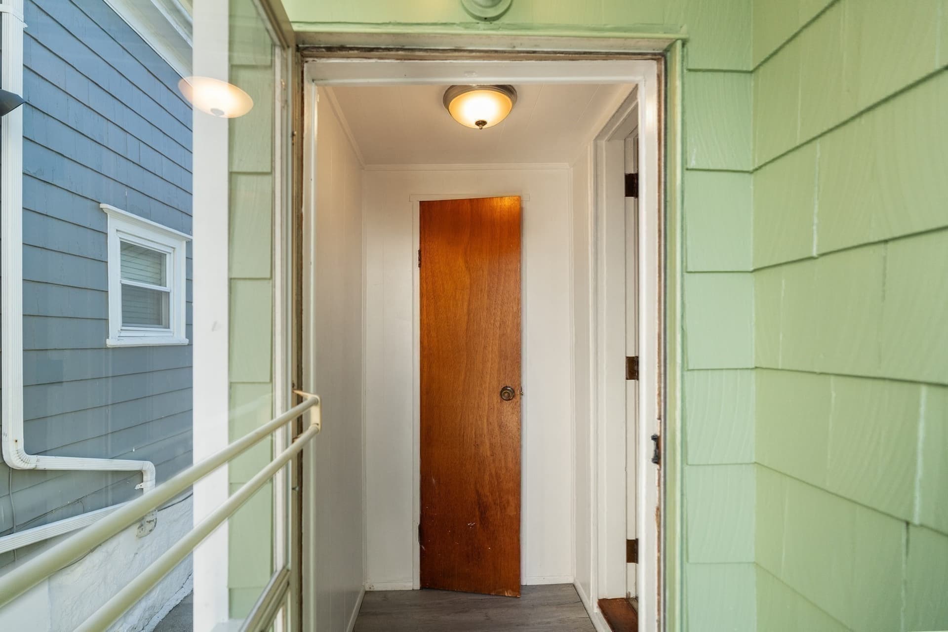 Single Family Residence at 260 Phillips Ave, New Bedford MA 02746, photo 25 of 34