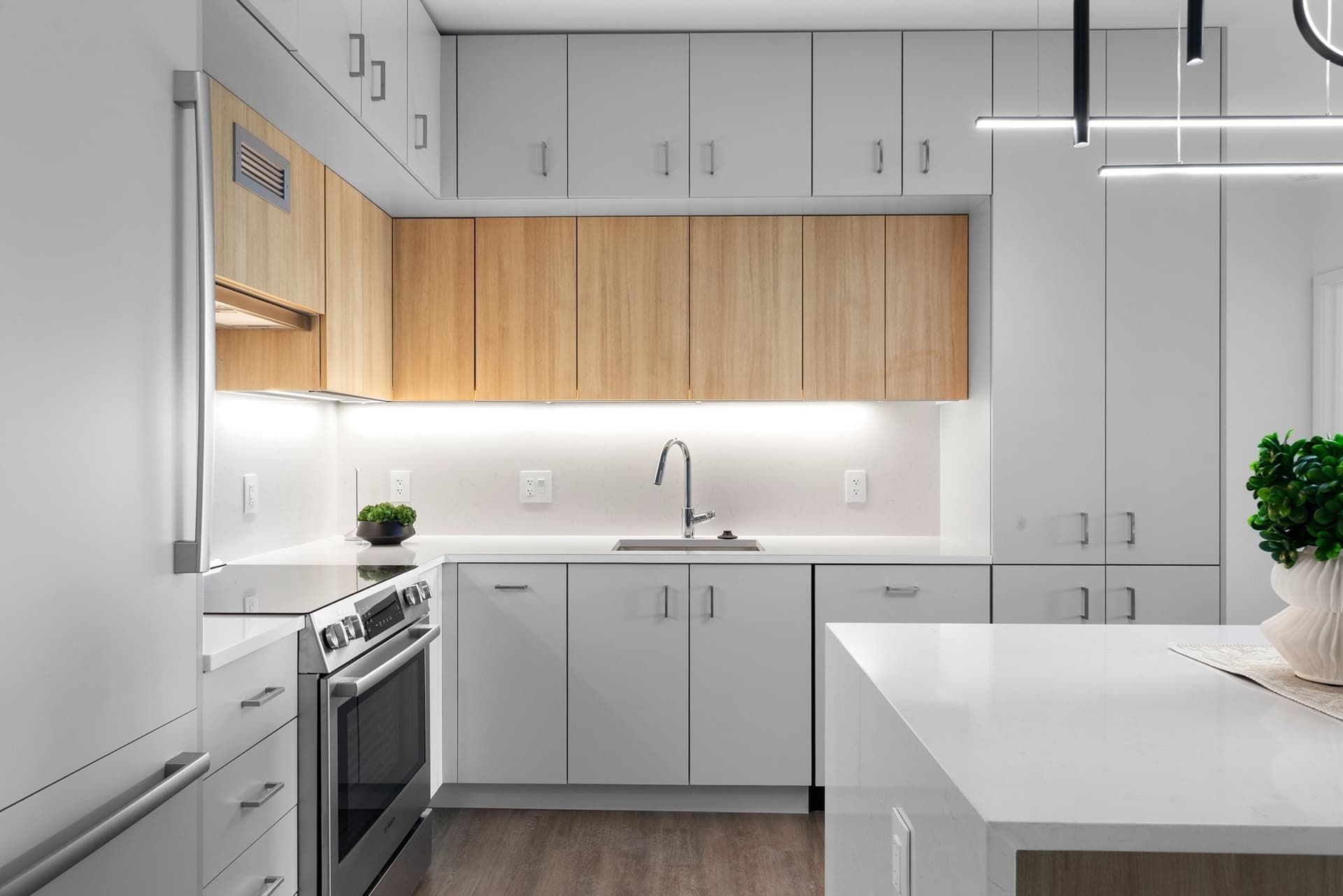 Apartment at 610 Hammond St # 201, Brookline MA 02467, photo 9 of 28