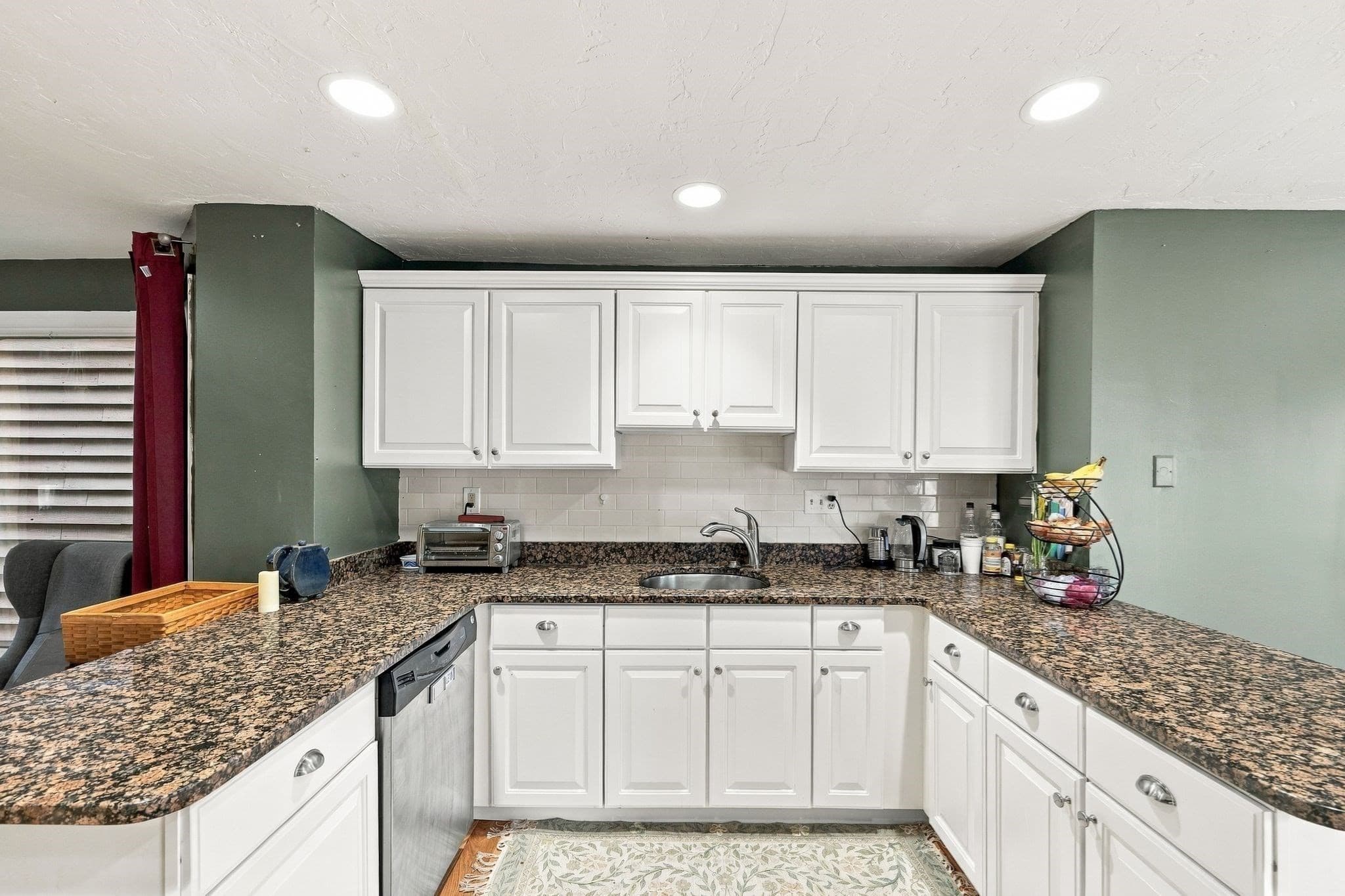 Condominium at 207 Copperwood Dr # 37, Stoughton MA 02072, photo 5 of 36