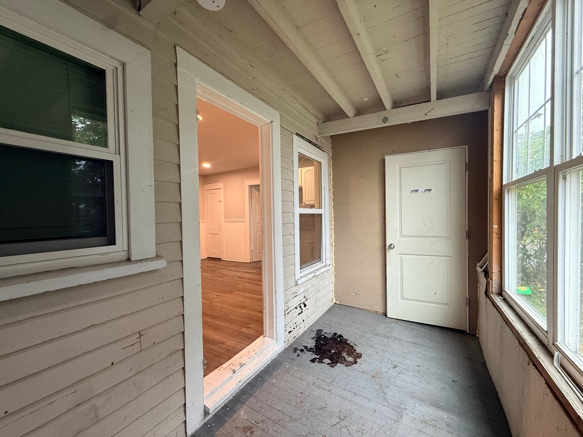 Apartment at 18 Ellsworth St # 1, Worcester MA 01610, photo 11 of 11