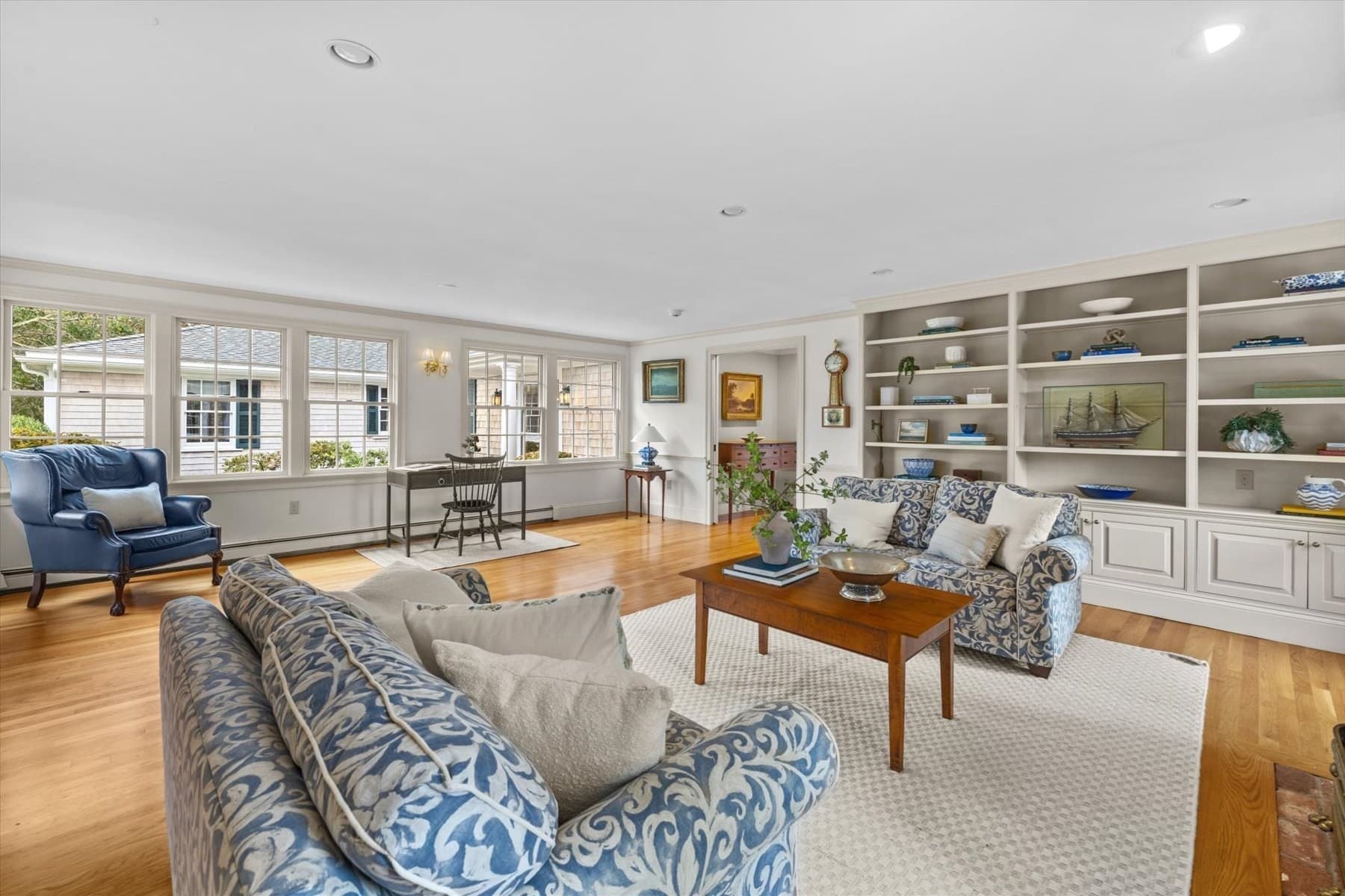 Single Family Residence at 34 Sunset Rd, Duxbury MA 02332, photo 12 of 42