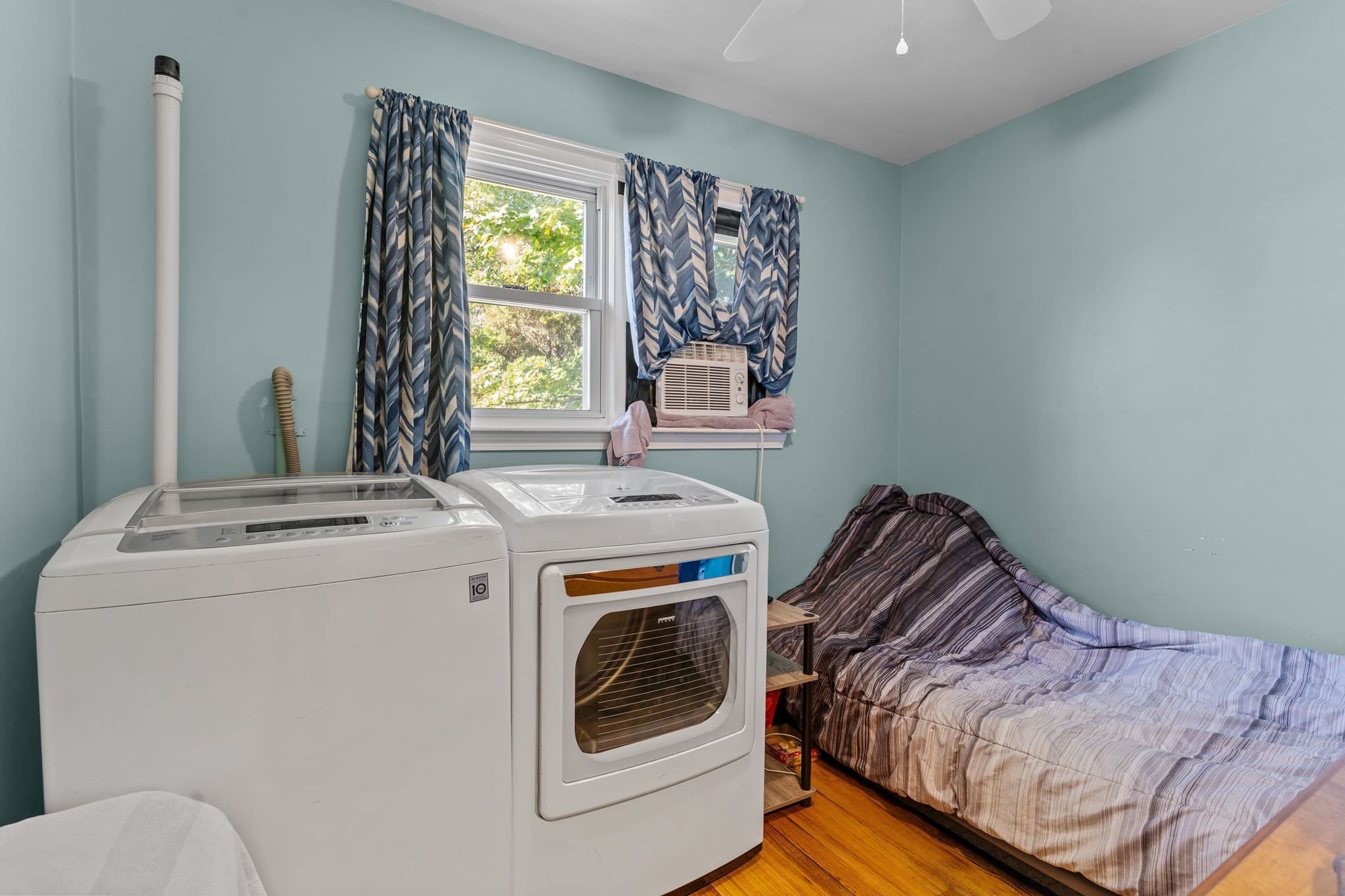 Single Family Residence at 216 S St E, Raynham MA 02767, photo 14 of 26