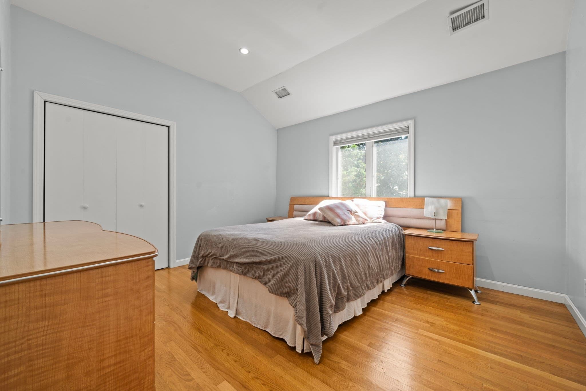 Single Family Residence at 18 Surrey Road, Winchester MA 01890, photo 22 of 41