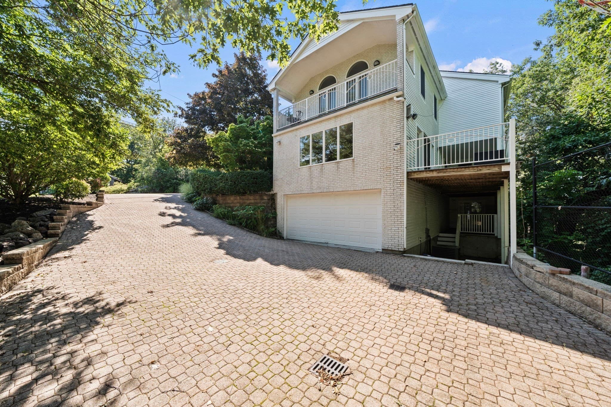 Single Family Residence at 18 Surrey Road, Winchester MA 01890, photo 32 of 41