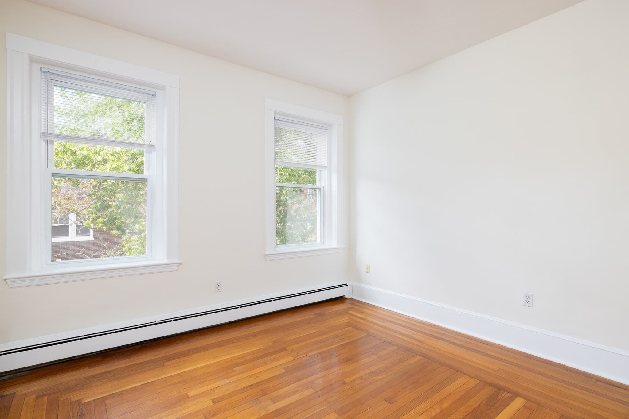 5+ Family - 5+ Units Up/Down at 1539 Beacon Street, Brookline MA 02446, photo 11 of 15