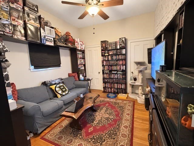 5+ Family - 5+ Units Up/Down at 2-4 Saunders St, Salem MA 01970, photo 21 of 30