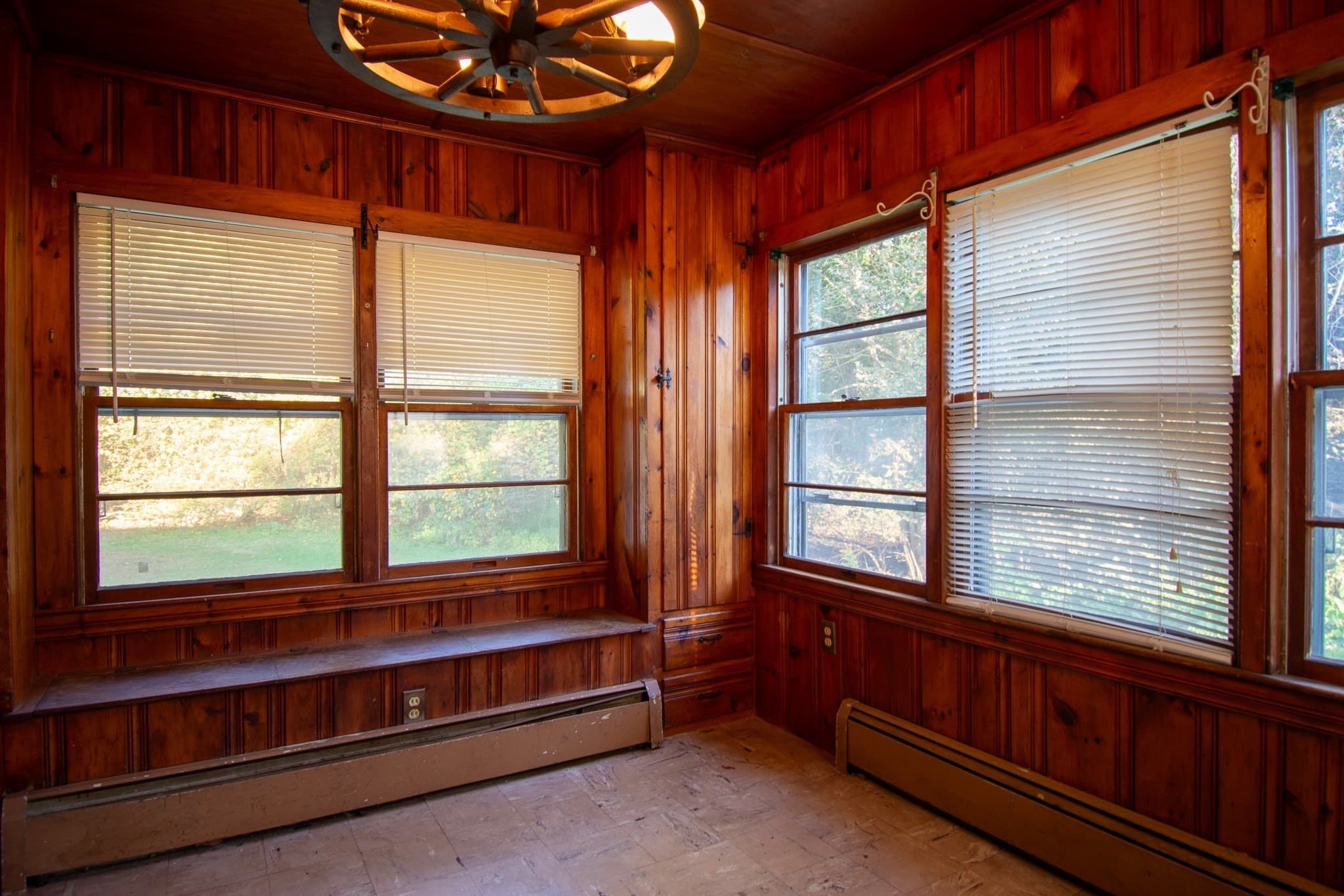 Single Family Residence at 92 Worcester Rd, Webster MA 01657, photo 9 of 26