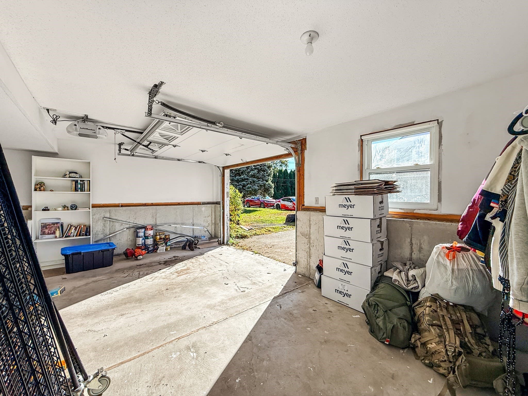 Single Family Residence at 23 Iona Ave, Dracut MA 01826, photo 23 of 42