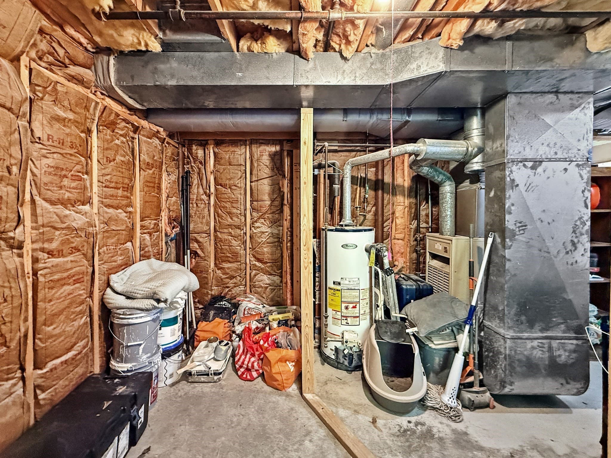Single Family Residence at 23 Iona Ave, Dracut MA 01826, photo 27 of 42