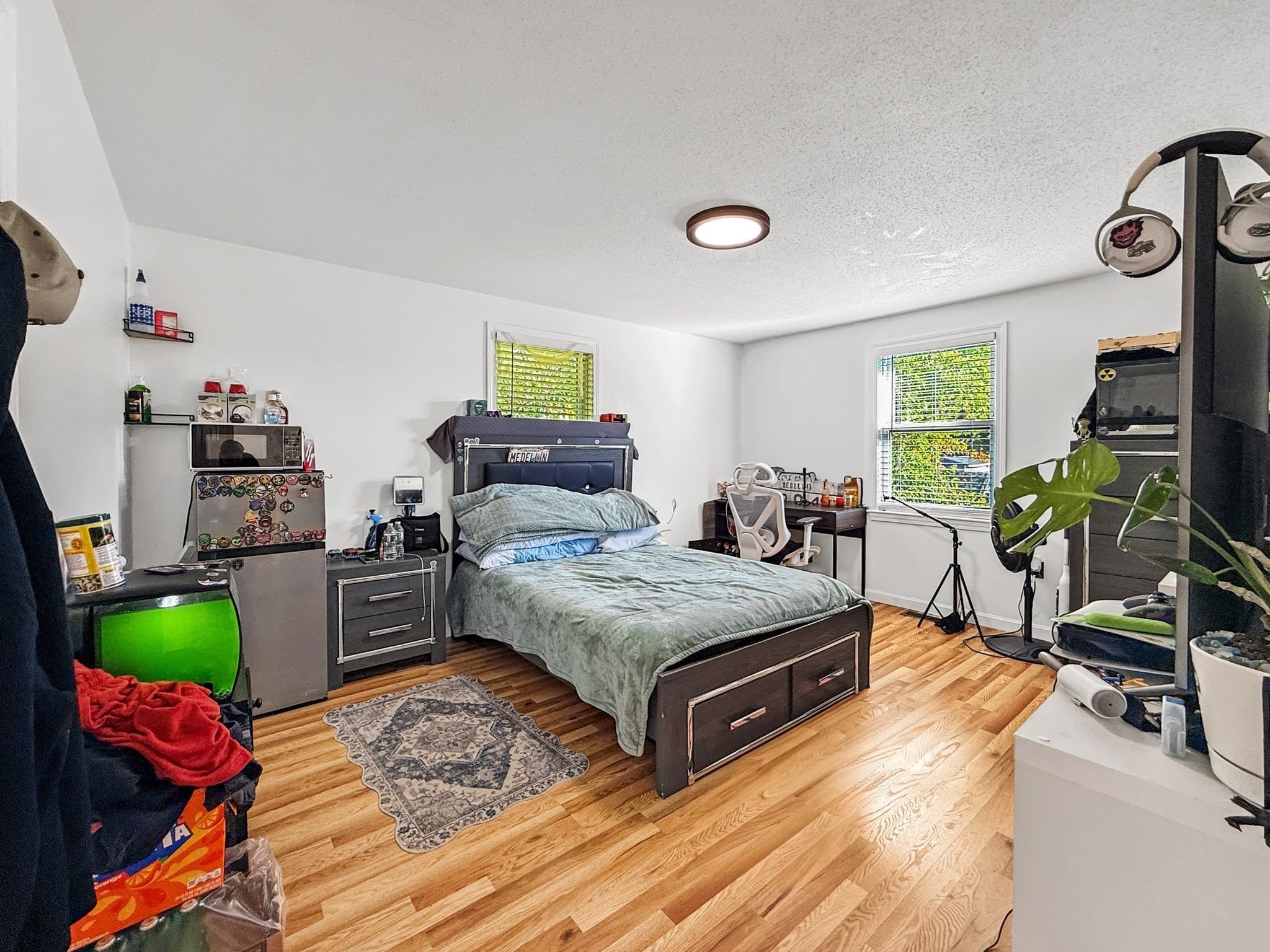 Single Family Residence at 23 Iona Ave, Dracut MA 01826, photo 17 of 42