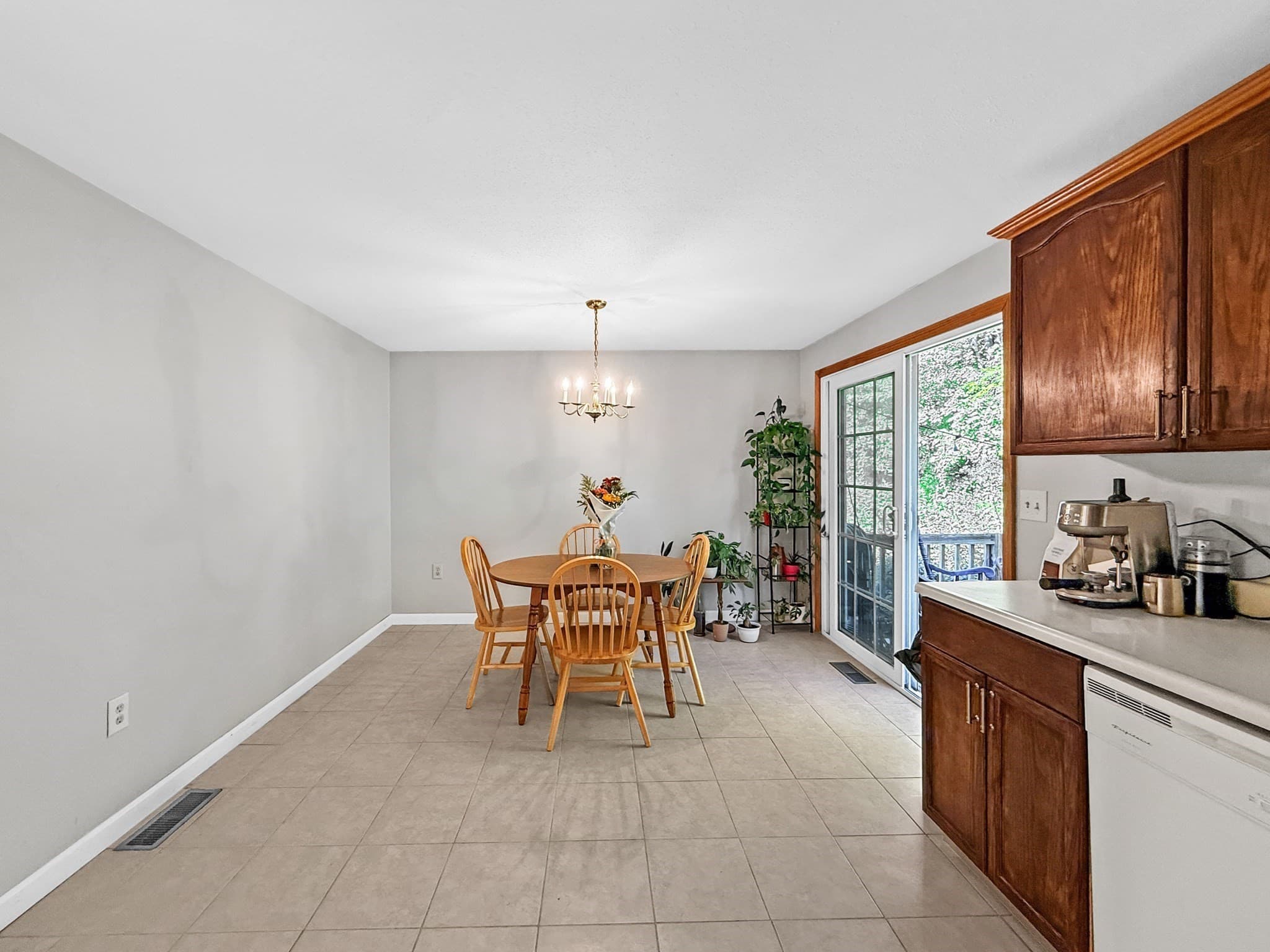Single Family Residence at 23 Iona Ave, Dracut MA 01826, photo 30 of 42