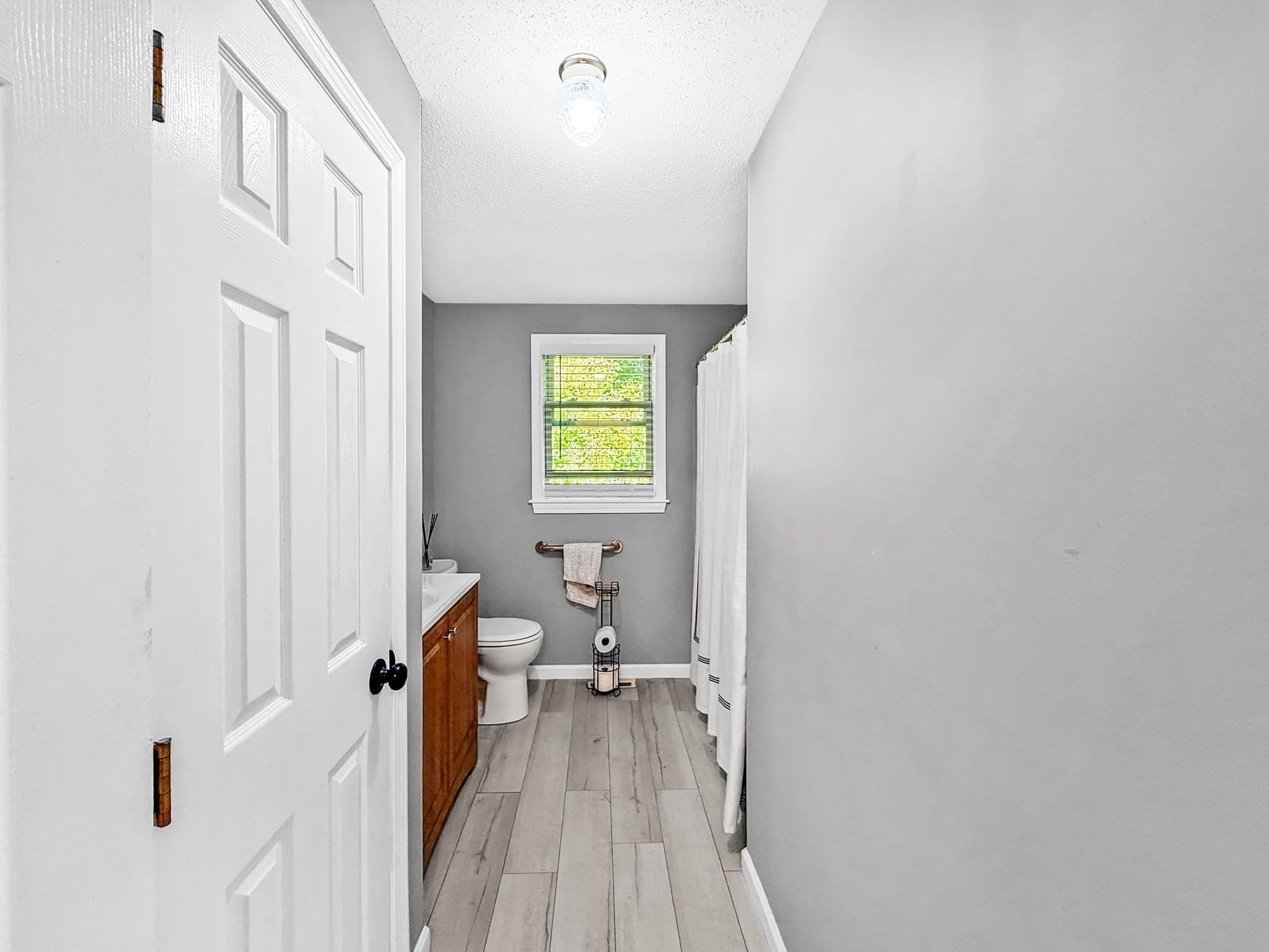 Single Family Residence at 23 Iona Ave, Dracut MA 01826, photo 31 of 42
