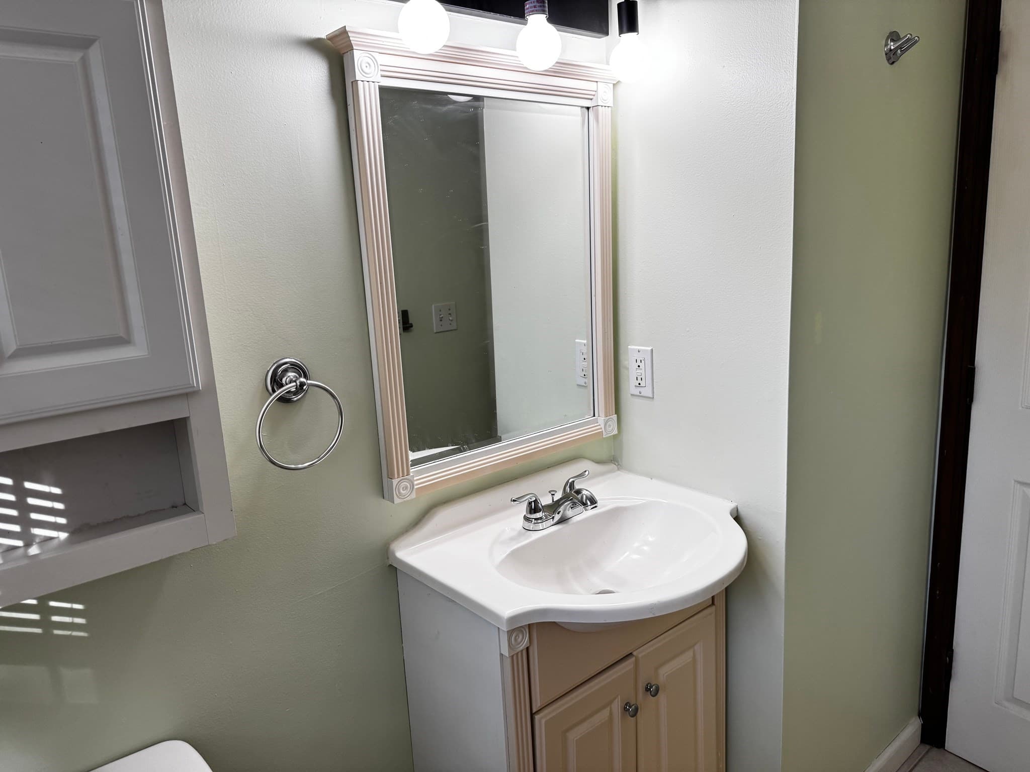 Condominium at 40 Prospect St # 2E, Westfield MA 01085, photo 13 of 24