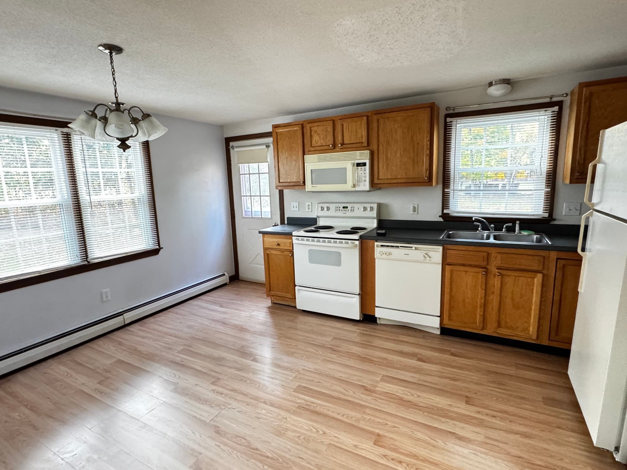 Condominium at 40 Prospect St # 2E, Westfield MA 01085, photo 9 of 24