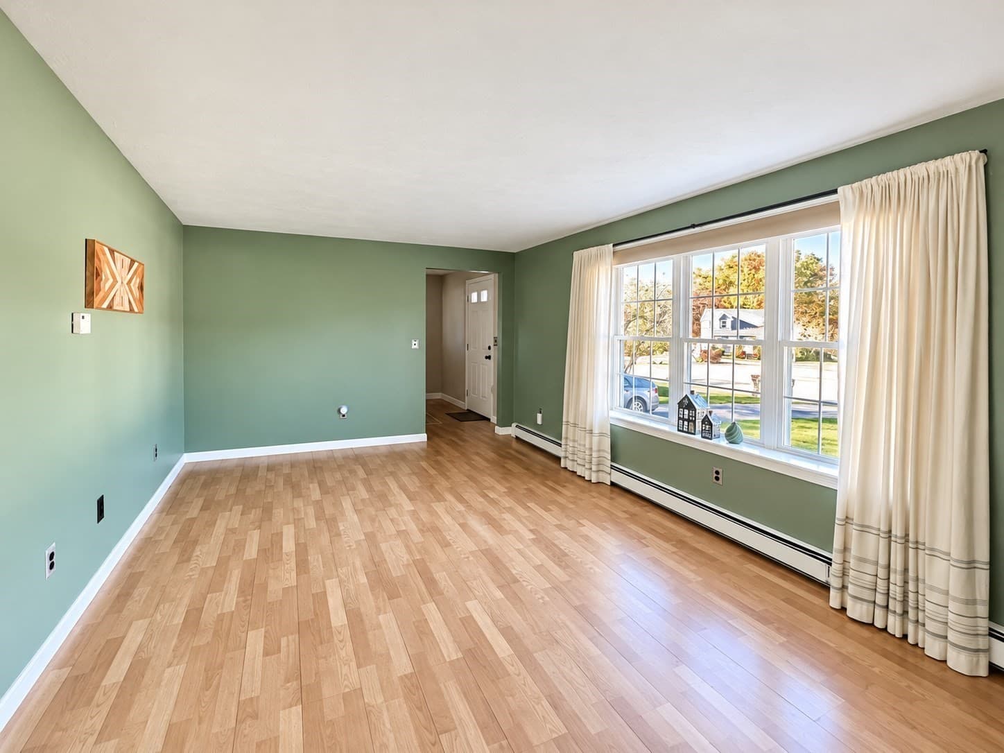 Single Family Residence at 55 Pheasant Lane, Bridgewater MA 02324, photo 6 of 38