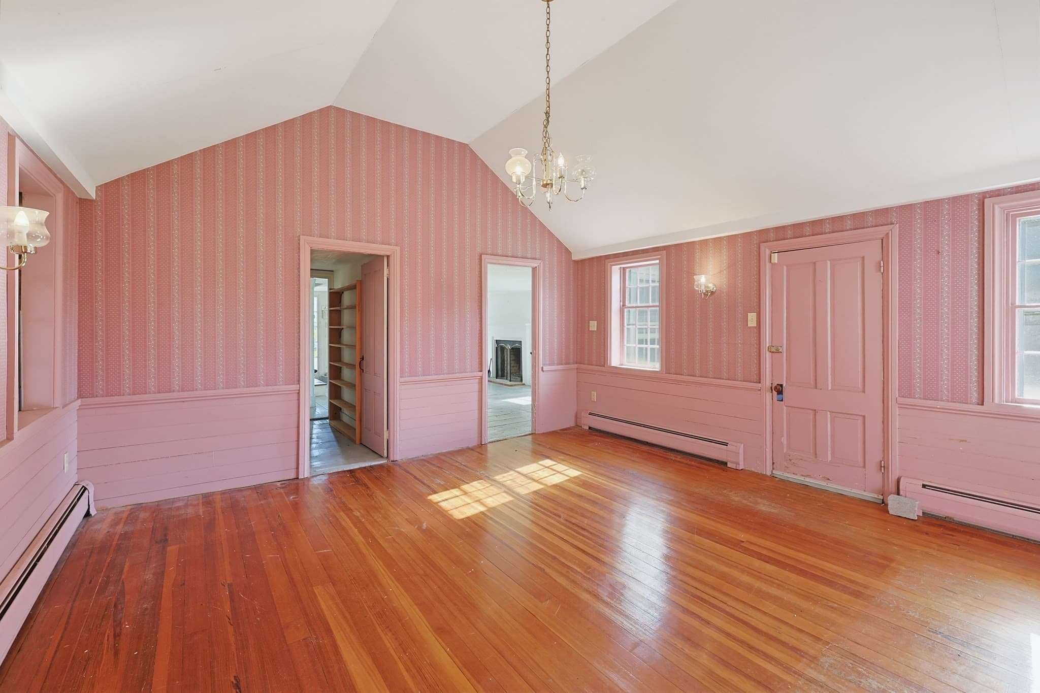 Single Family Residence at 1823 Main Rd, Westport MA 02791, photo 16 of 42