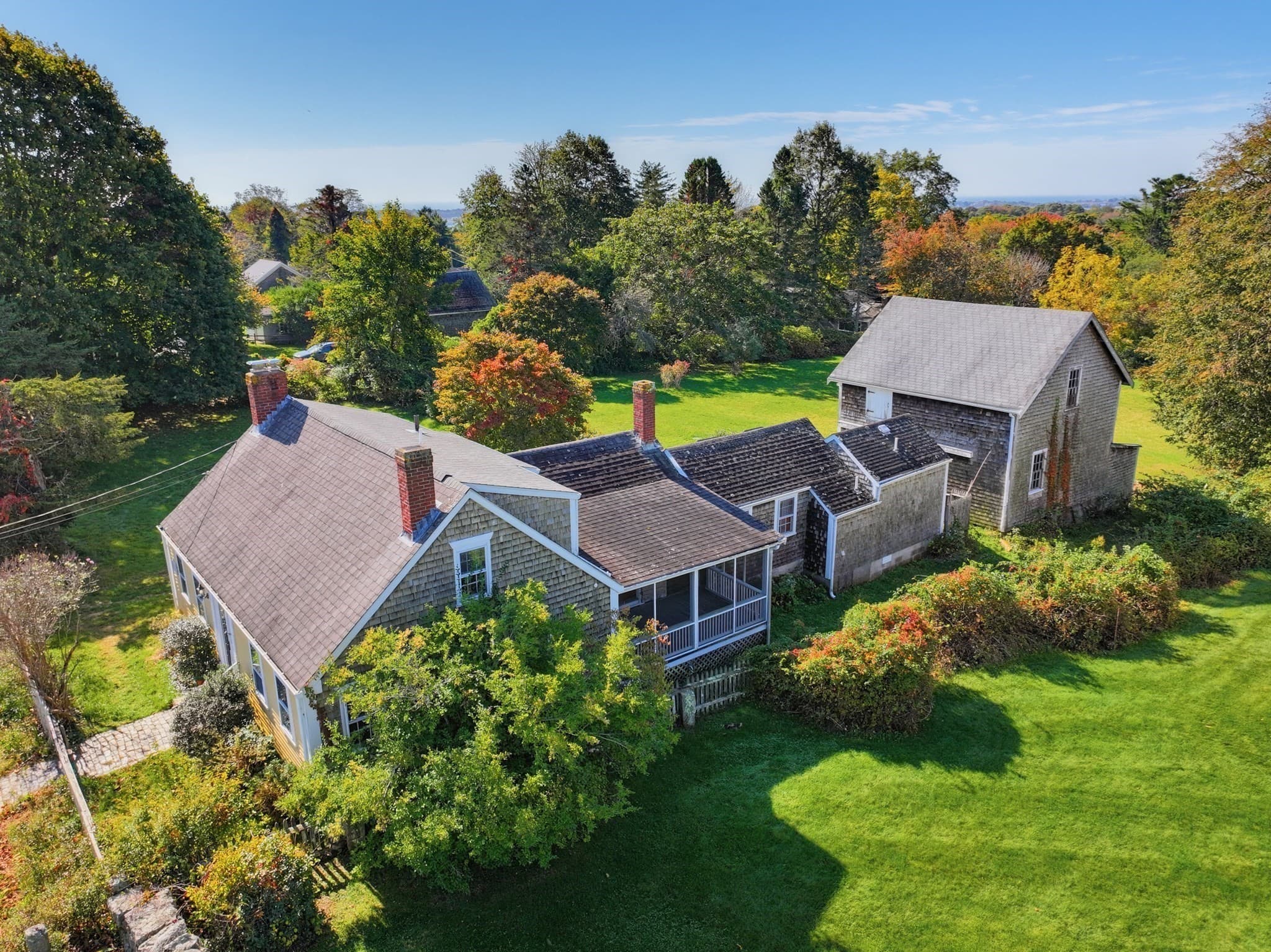 Single Family Residence at 1823 Main Rd, Westport MA 02791, photo 5 of 42
