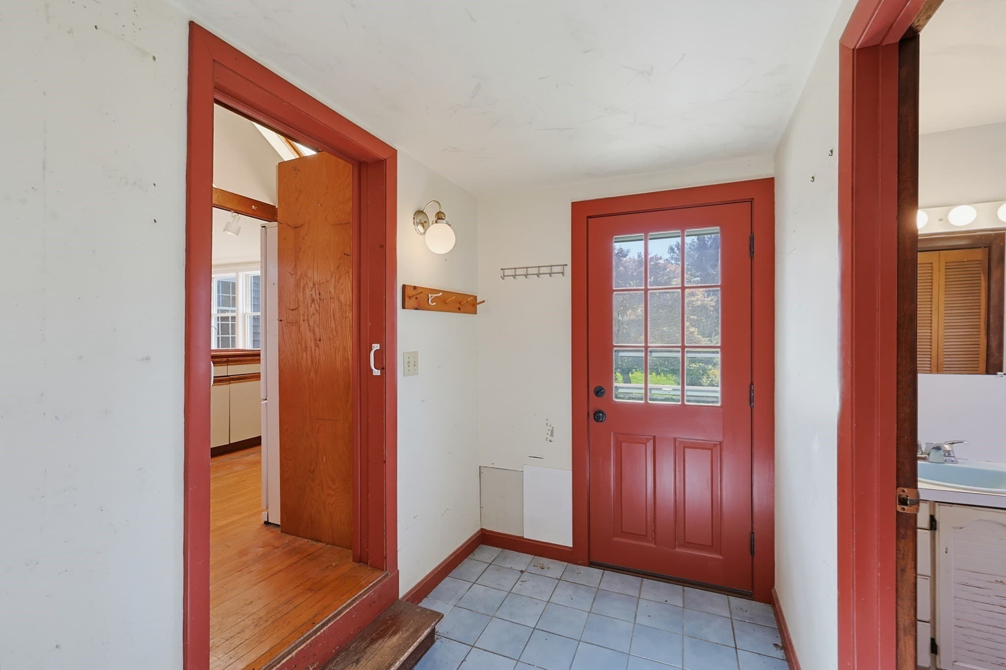 Single Family Residence at 1823 Main Rd, Westport MA 02791, photo 21 of 42