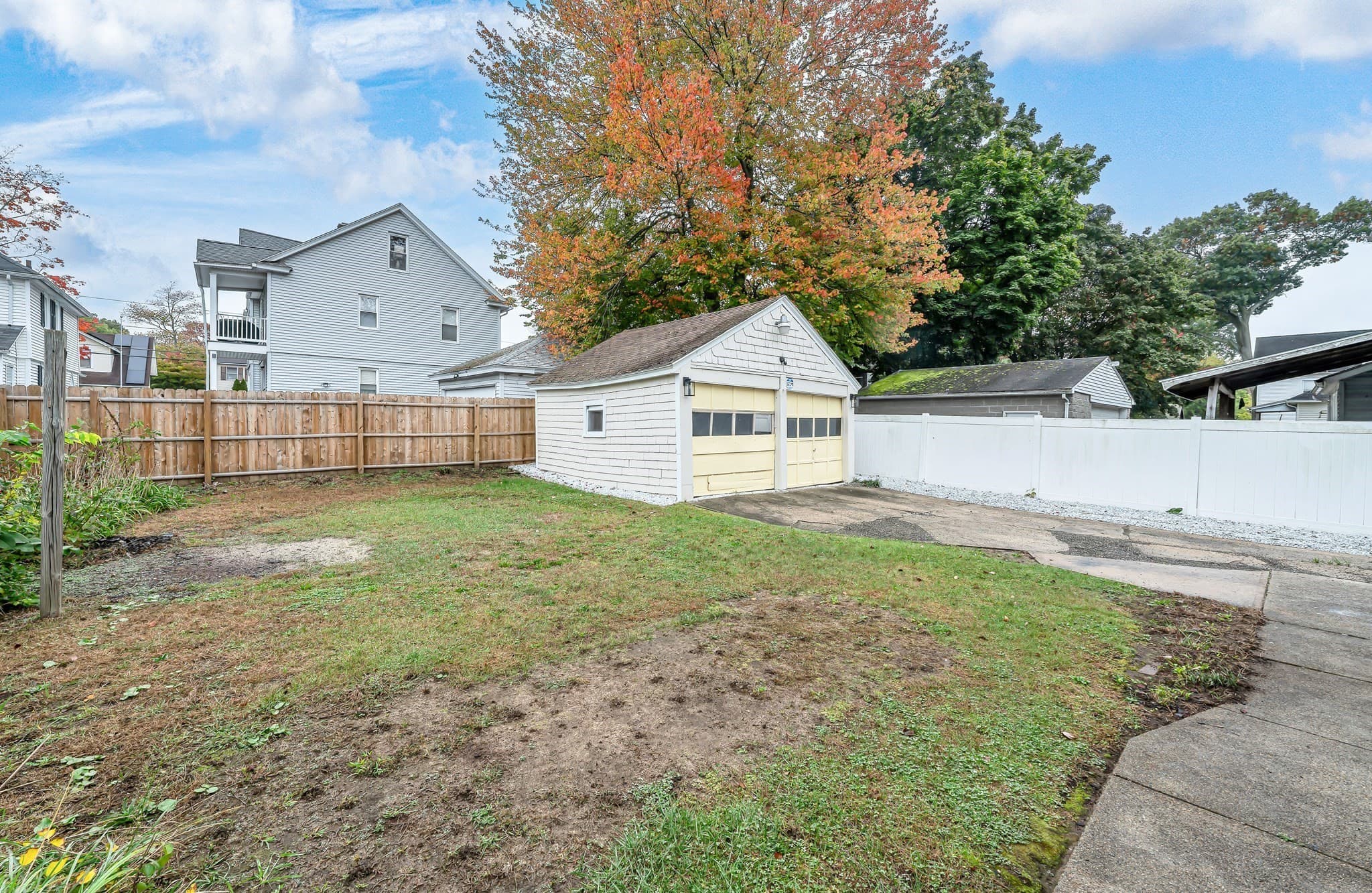 Single Family Residence at 73 Santa Barbara St, Springfield MA 01104, photo 34 of 41