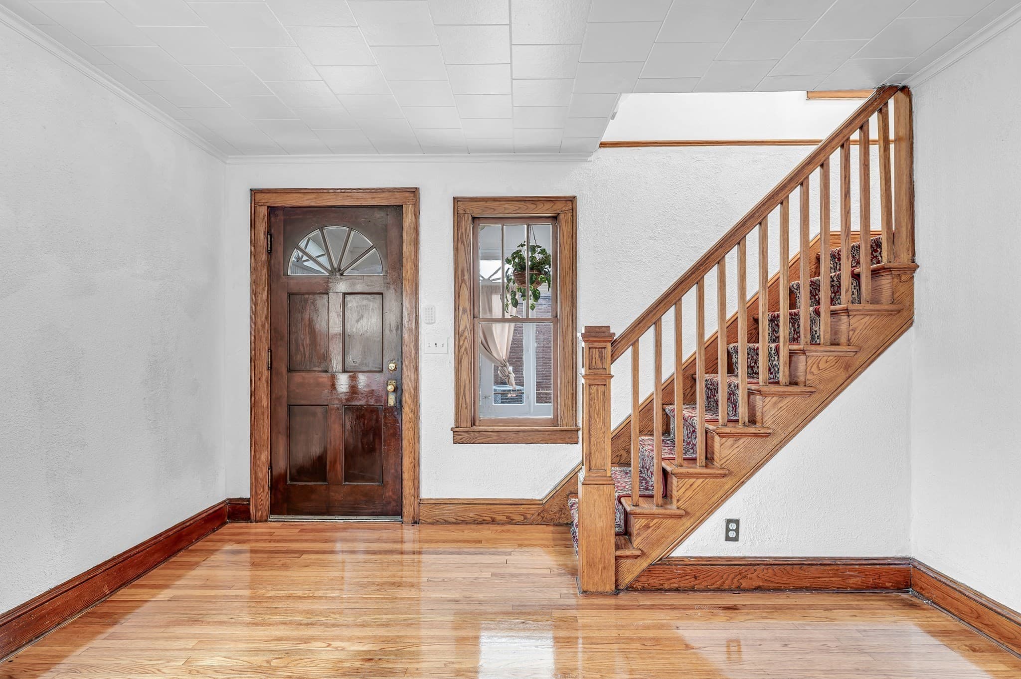 Single Family Residence at 73 Santa Barbara St, Springfield MA 01104, photo 33 of 41
