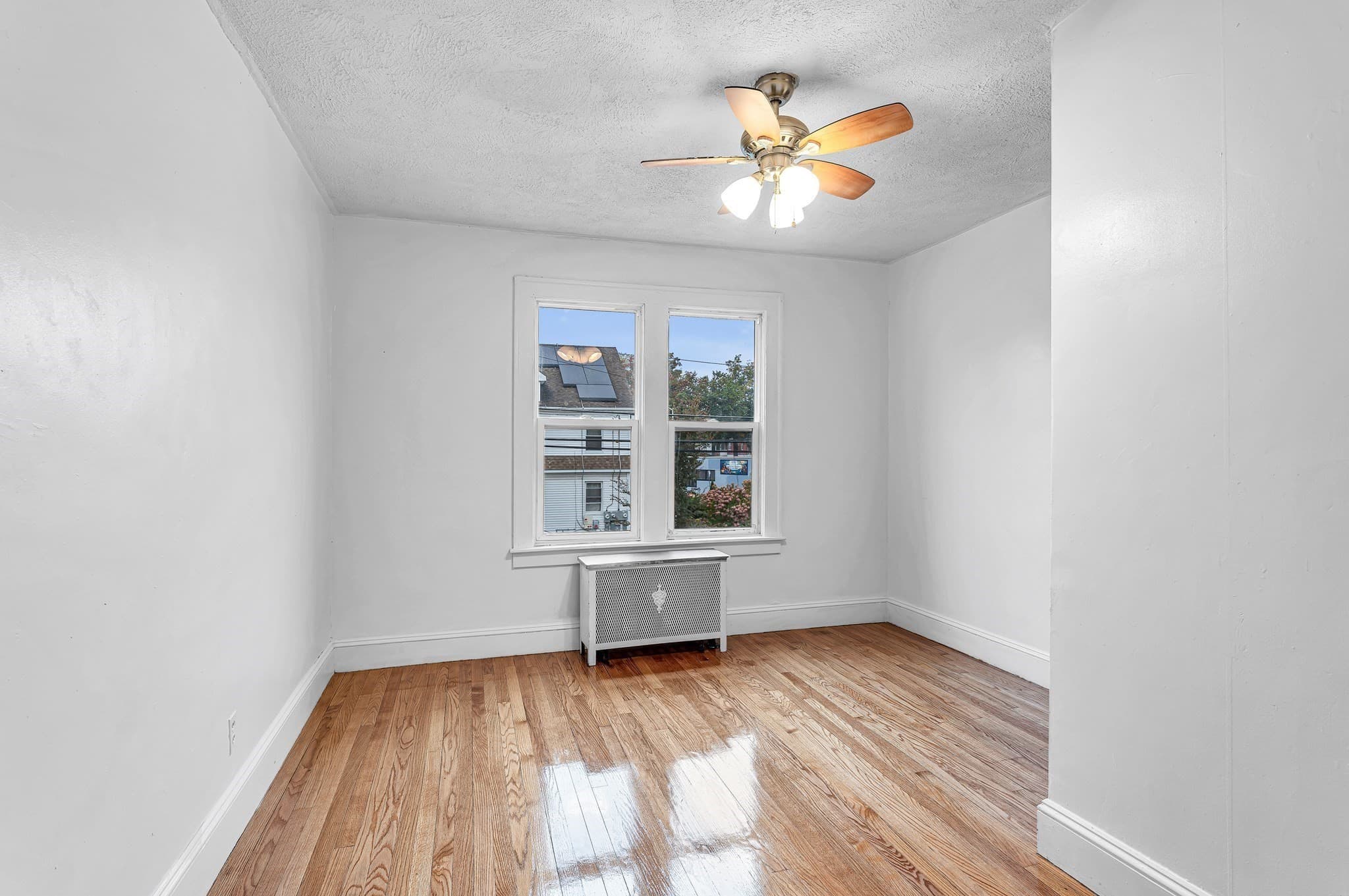 Single Family Residence at 73 Santa Barbara St, Springfield MA 01104, photo 18 of 41
