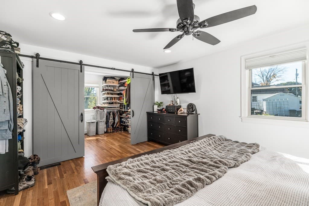Single Family Residence at 24 Jordan St., Beverly MA 01915, photo 6 of 28