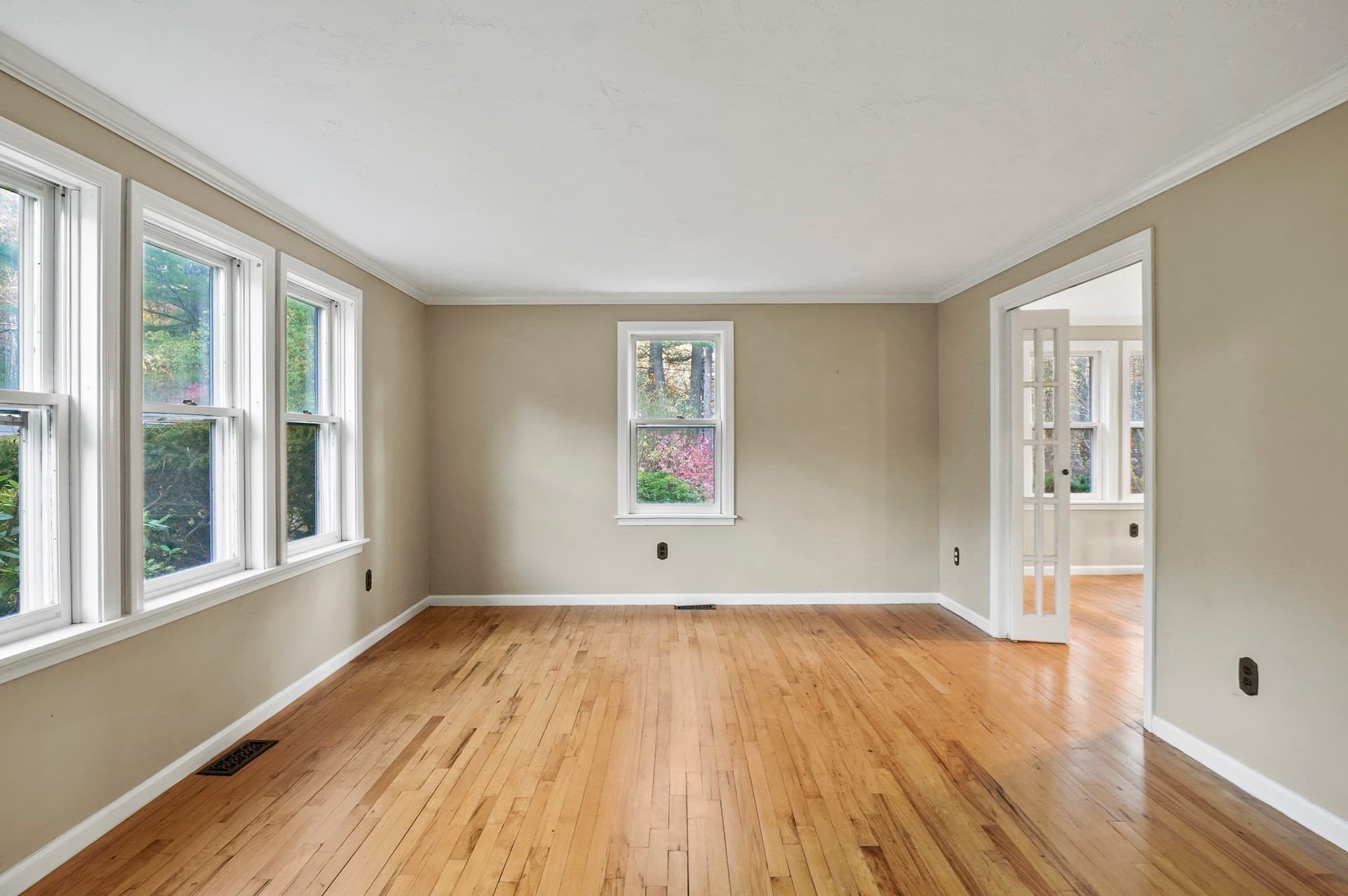 Single Family Residence at 5 Knob Cone Drive, Boylston MA 01505, photo 16 of 34