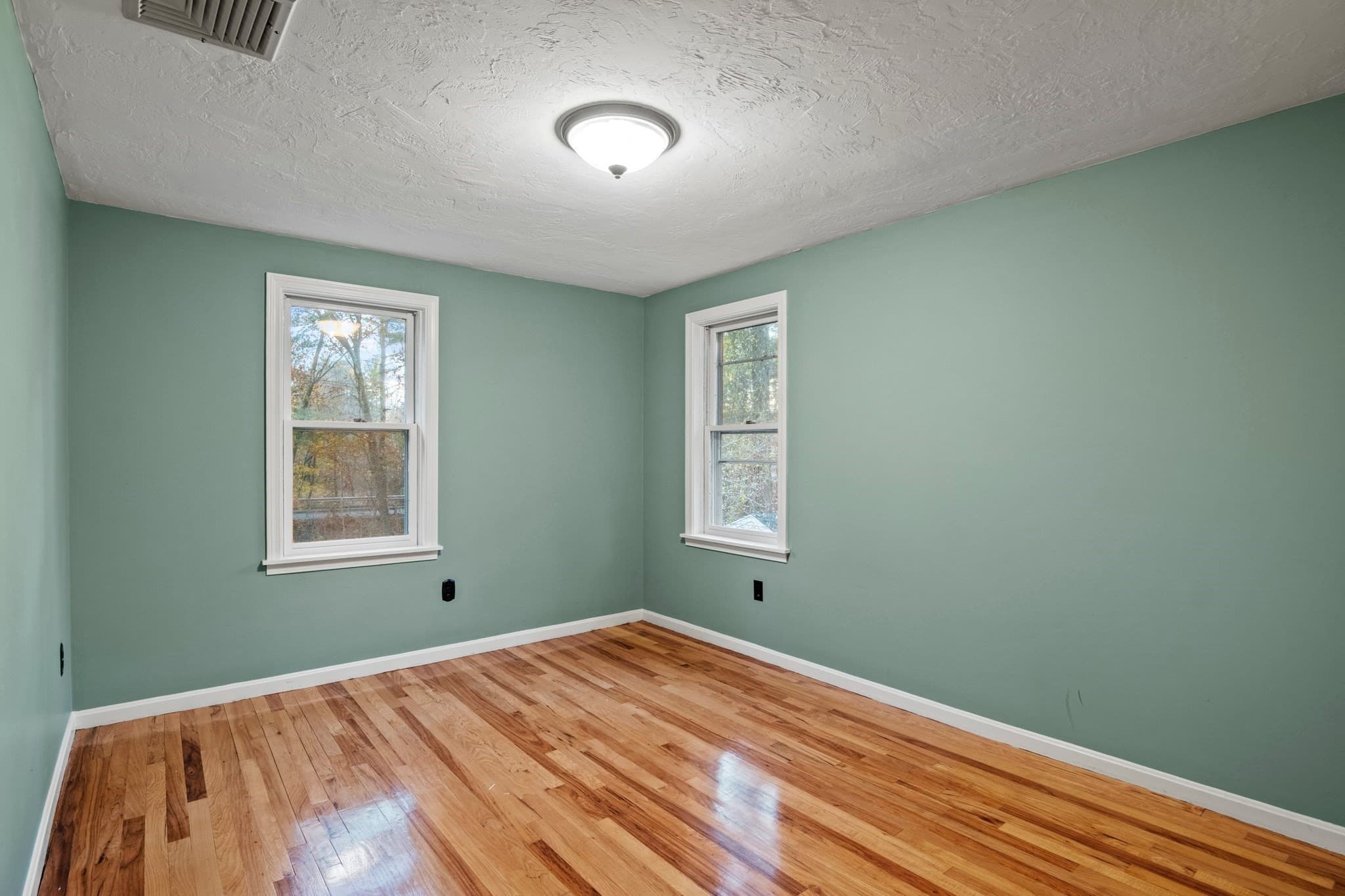 Single Family Residence at 5 Knob Cone Drive, Boylston MA 01505, photo 22 of 34