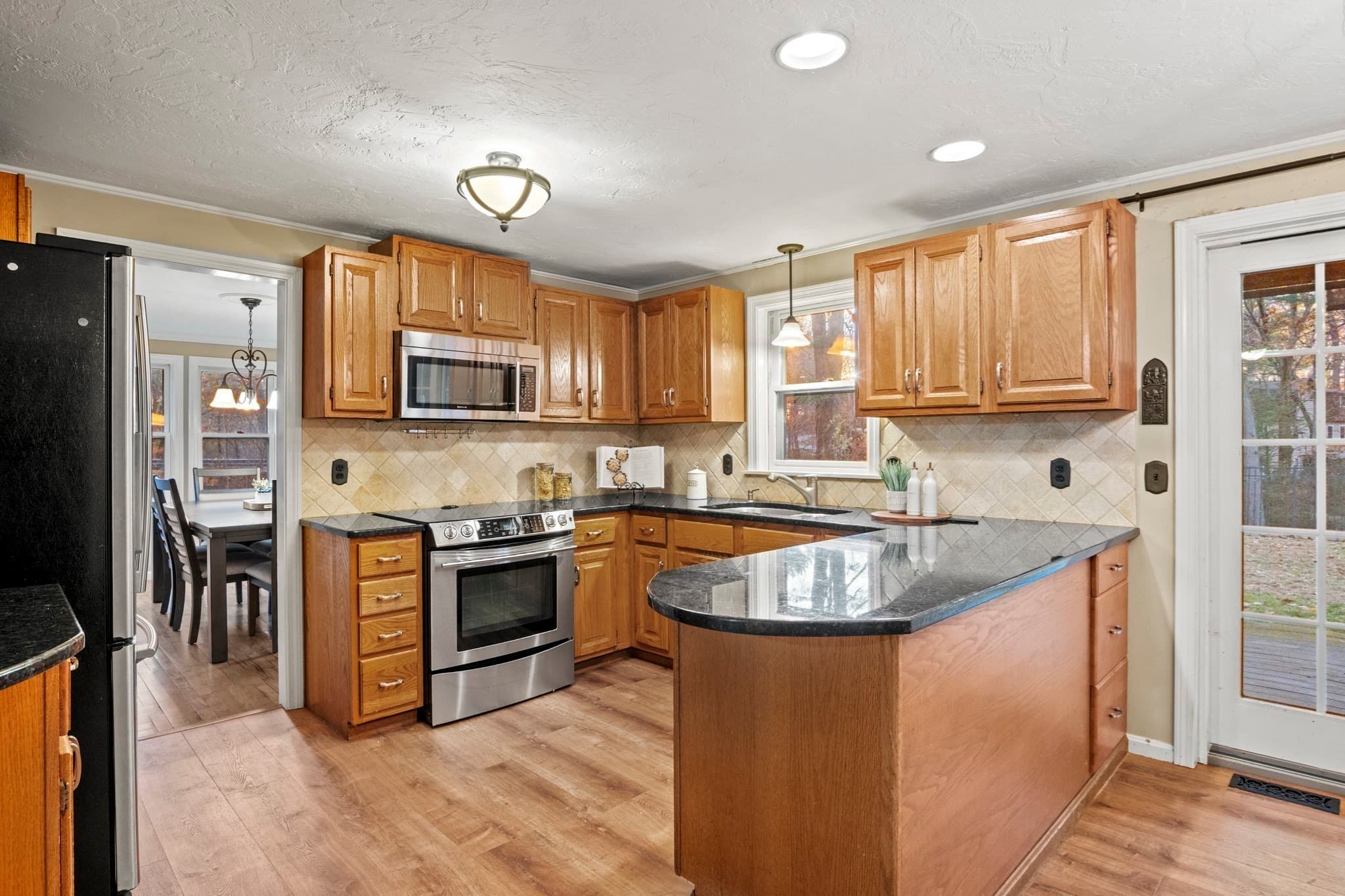 Single Family Residence at 5 Knob Cone Drive, Boylston MA 01505, photo 7 of 34