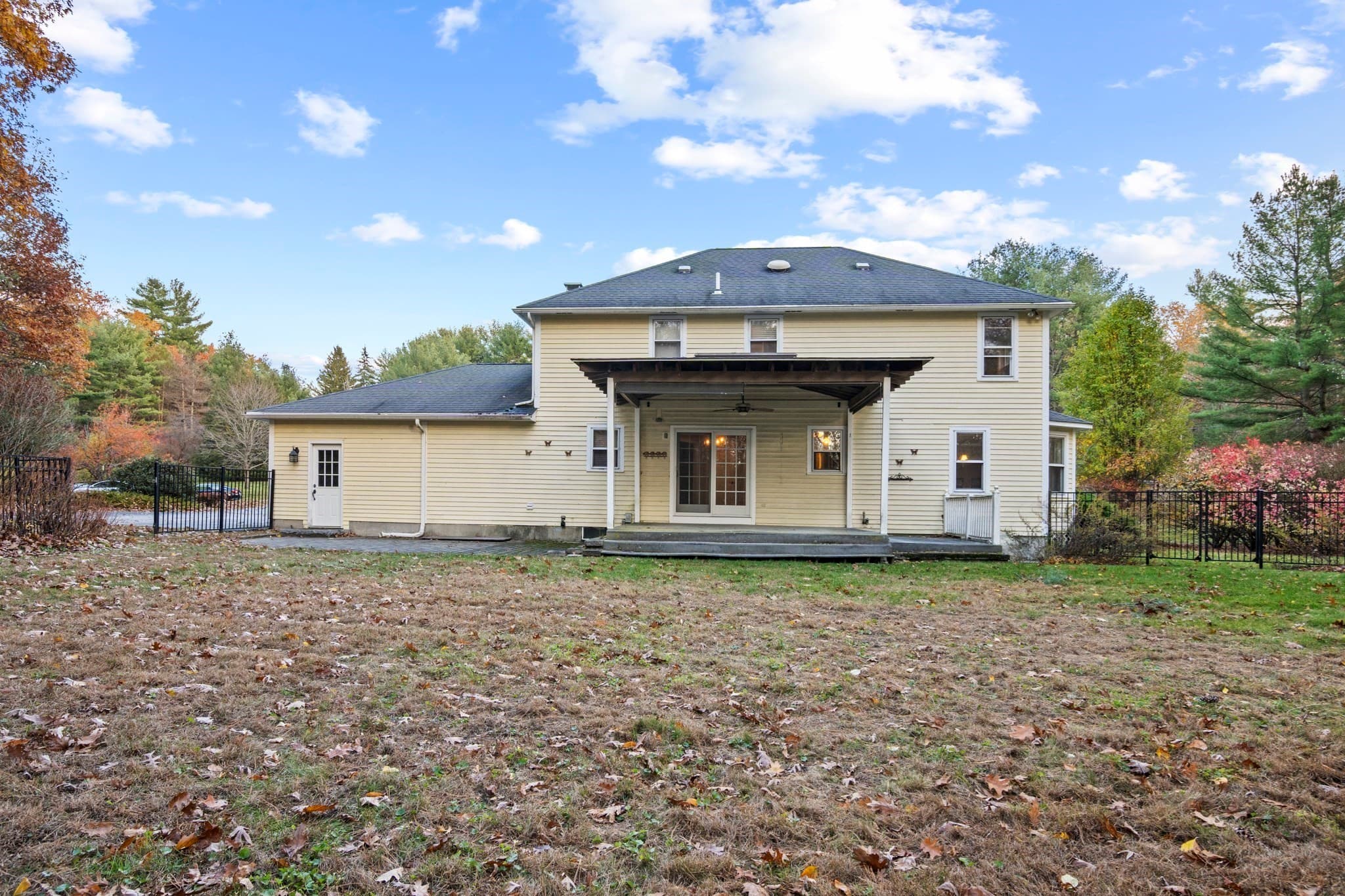 Single Family Residence at 5 Knob Cone Drive, Boylston MA 01505, photo 28 of 34