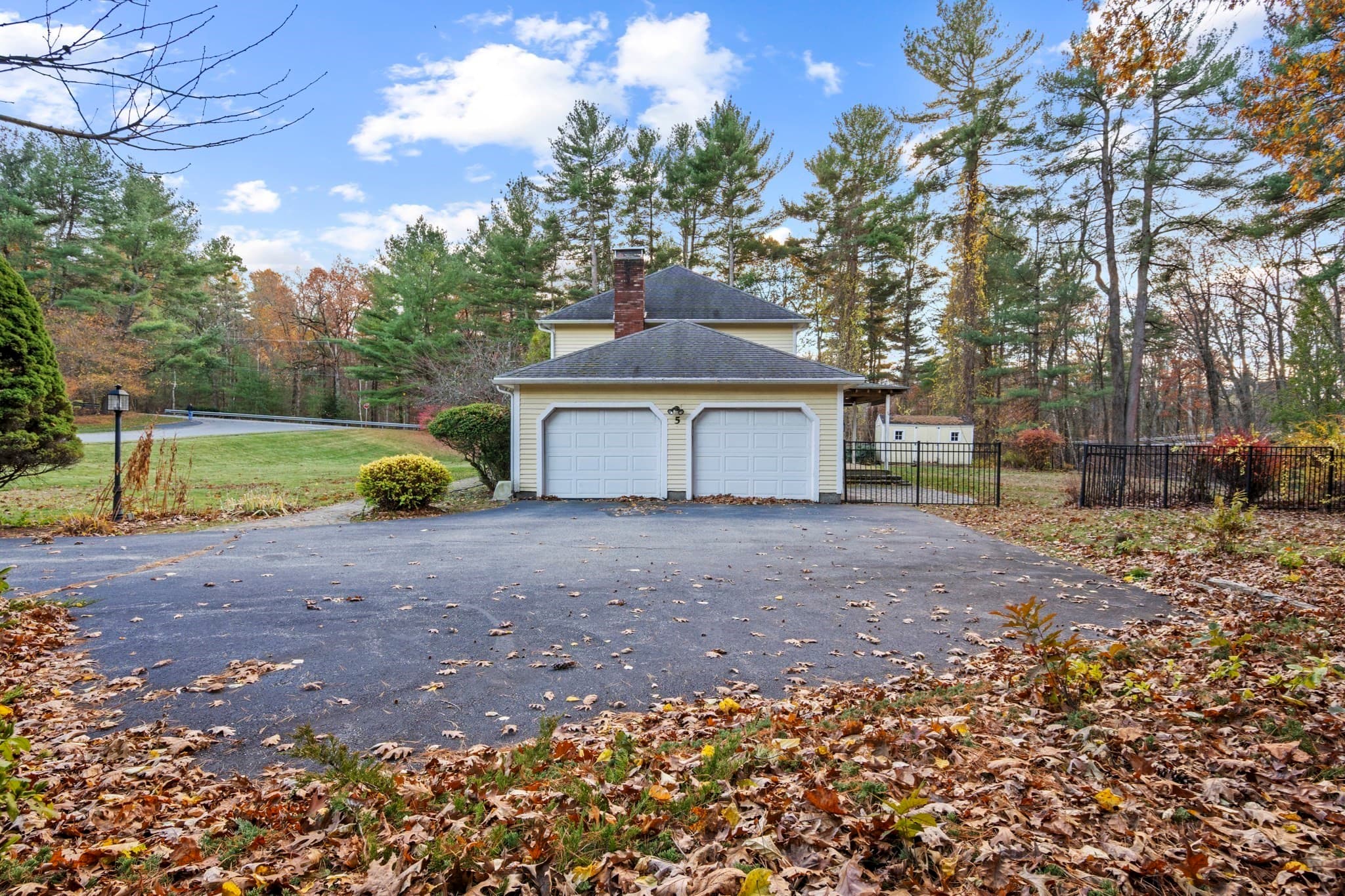 Single Family Residence at 5 Knob Cone Drive, Boylston MA 01505, photo 31 of 34