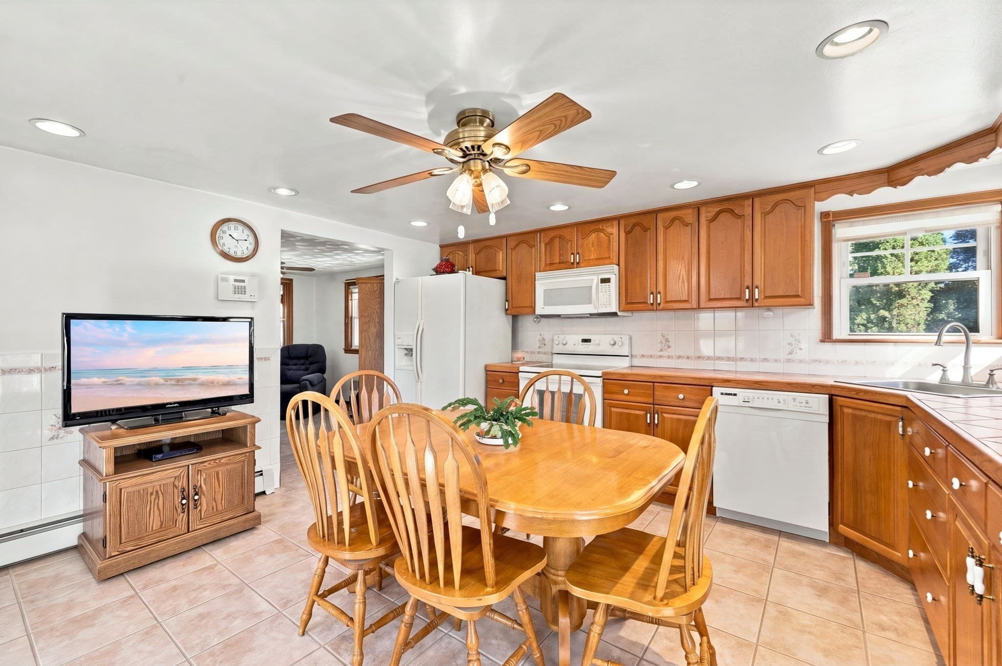 Single Family Residence at 20 Benmor St, Medford MA 02155, photo 8 of 40