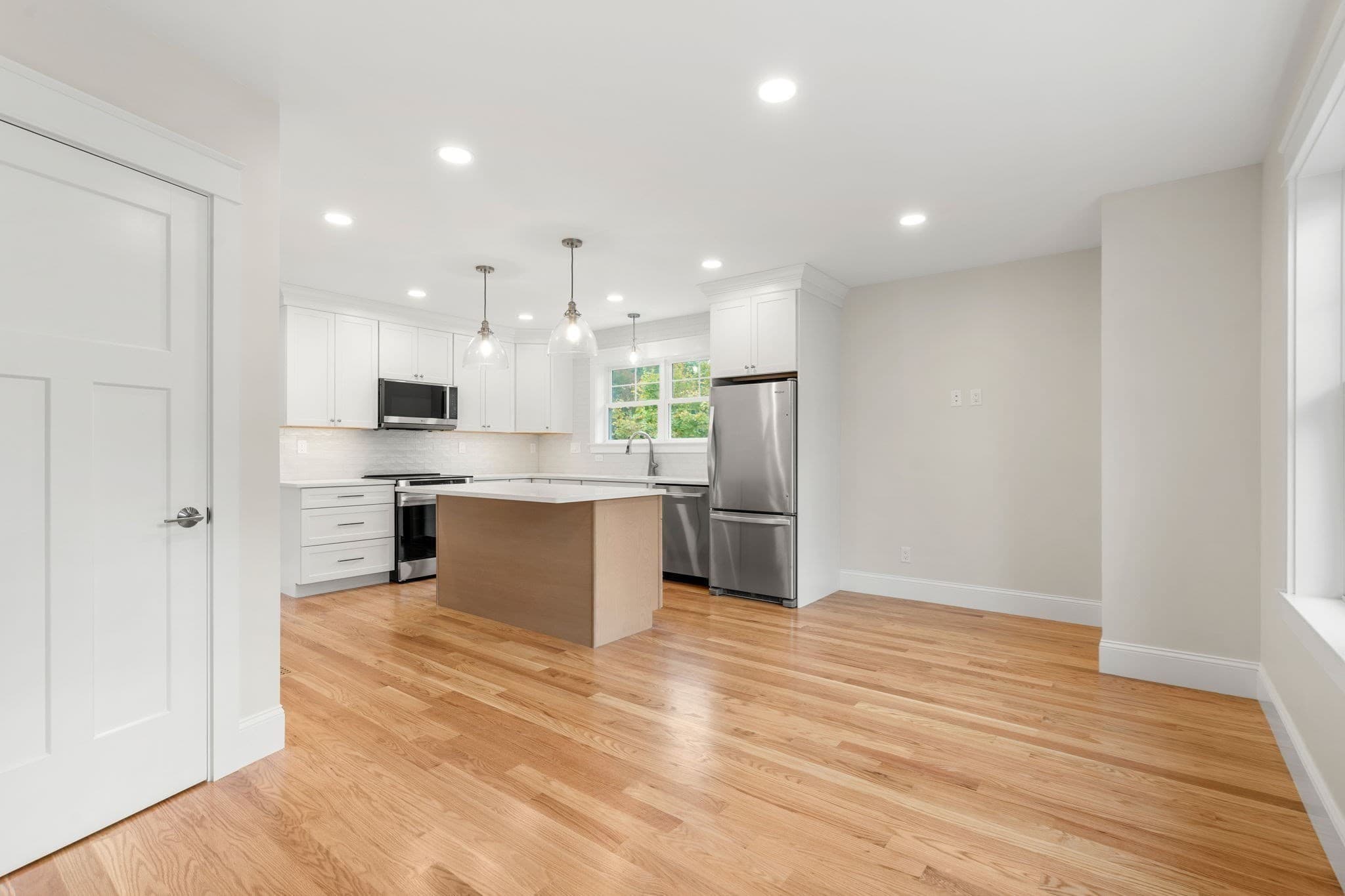 Single Family Residence at 238 E Main St, Georgetown MA 01833, photo 27 of 33