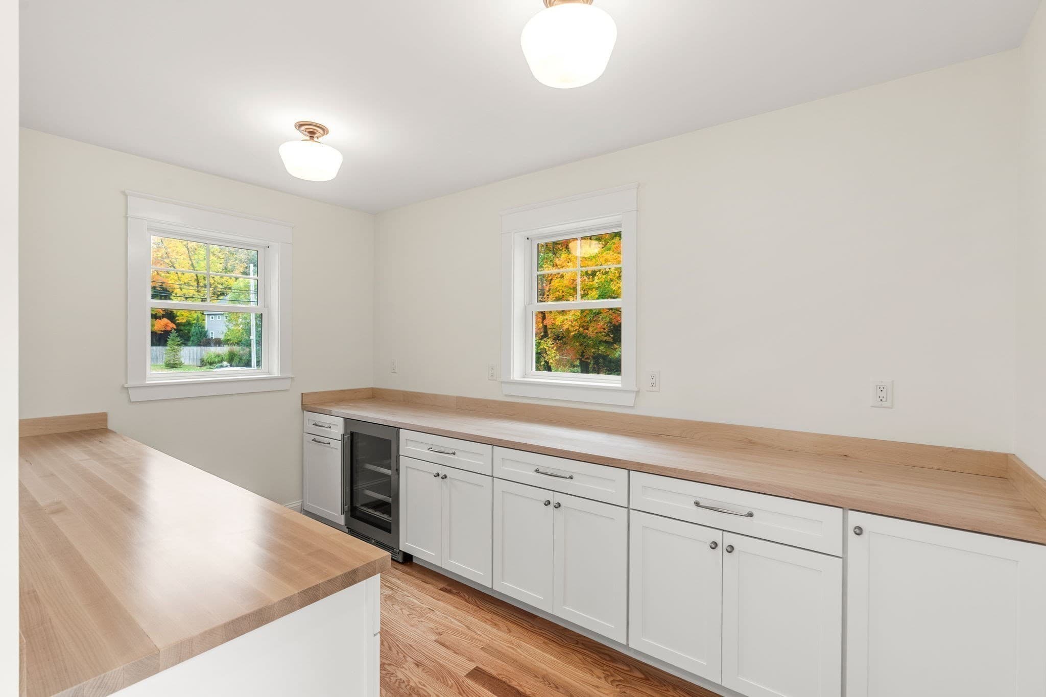 Single Family Residence at 238 E Main St, Georgetown MA 01833, photo 11 of 33