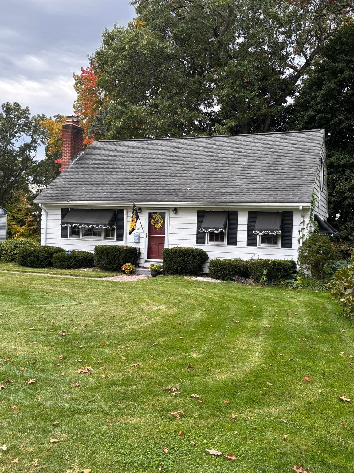 Single Family Residence at 250 W Allen Ridge Rd, Springfield MA 01118, photo 2 of 19