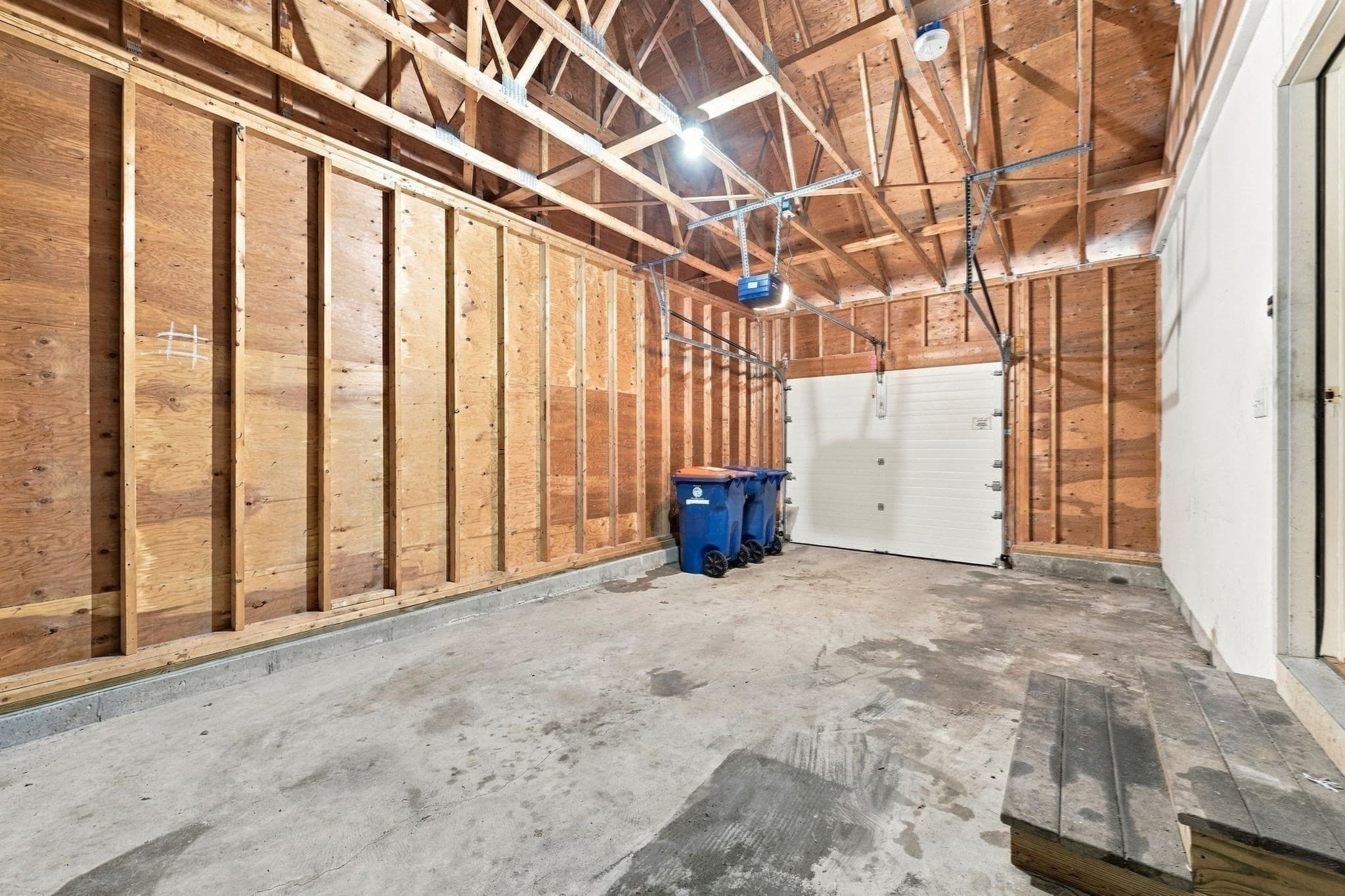 Single Family Residence at 28 Erin Ct, New Bedford MA 02745, photo 16 of 35