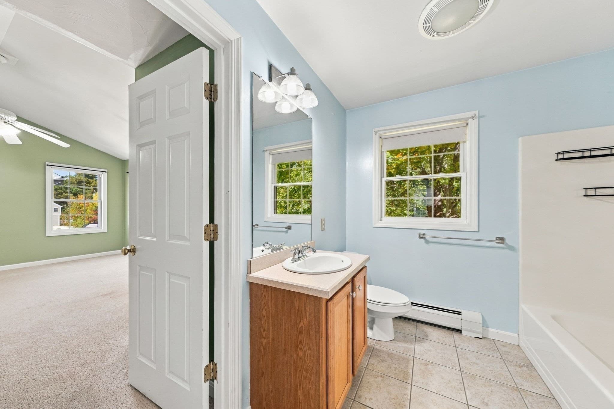 Single Family Residence at 28 Erin Ct, New Bedford MA 02745, photo 22 of 35