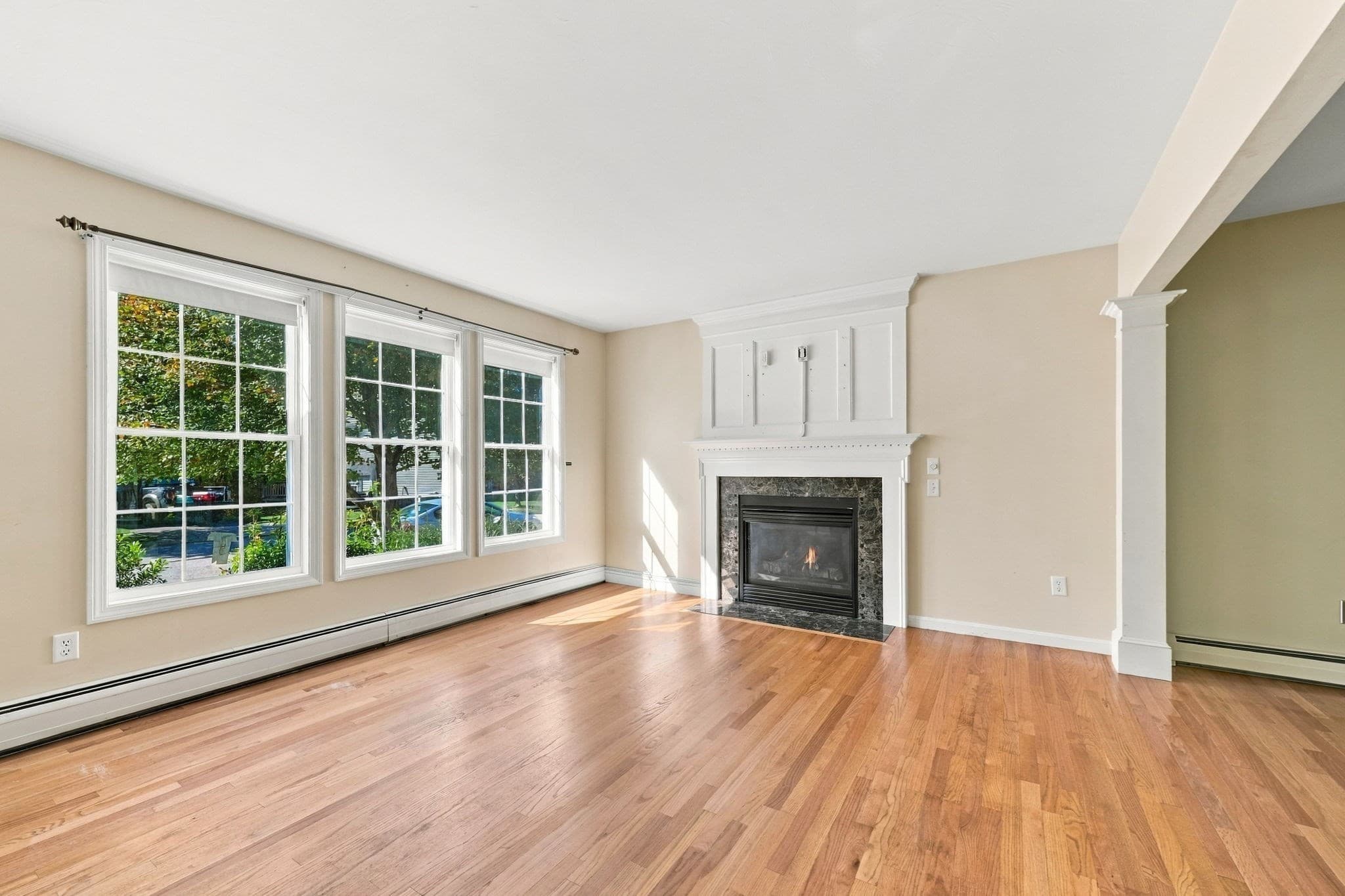 Single Family Residence at 28 Erin Ct, New Bedford MA 02745, photo 11 of 35