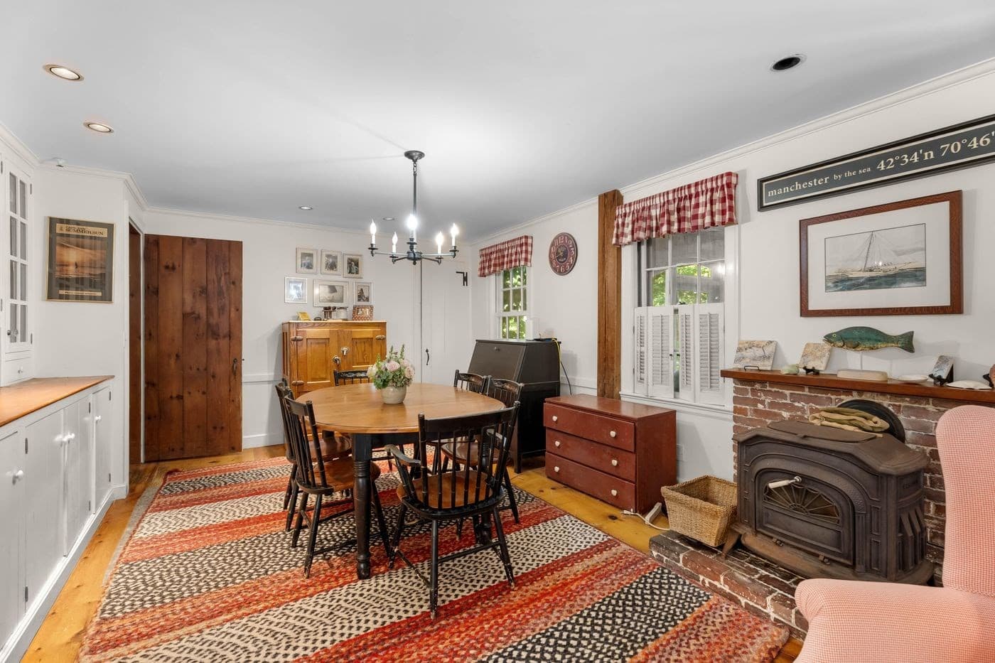 Single Family Residence at 23 Eaglehead Rd, Manchester MA 01944, photo 15 of 40