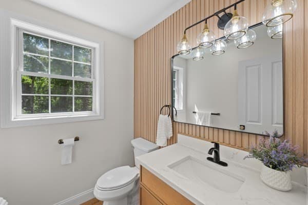 Single Family Residence at 128 Memorial Dr, Shrewsbury MA 01545, photo 20 of 42